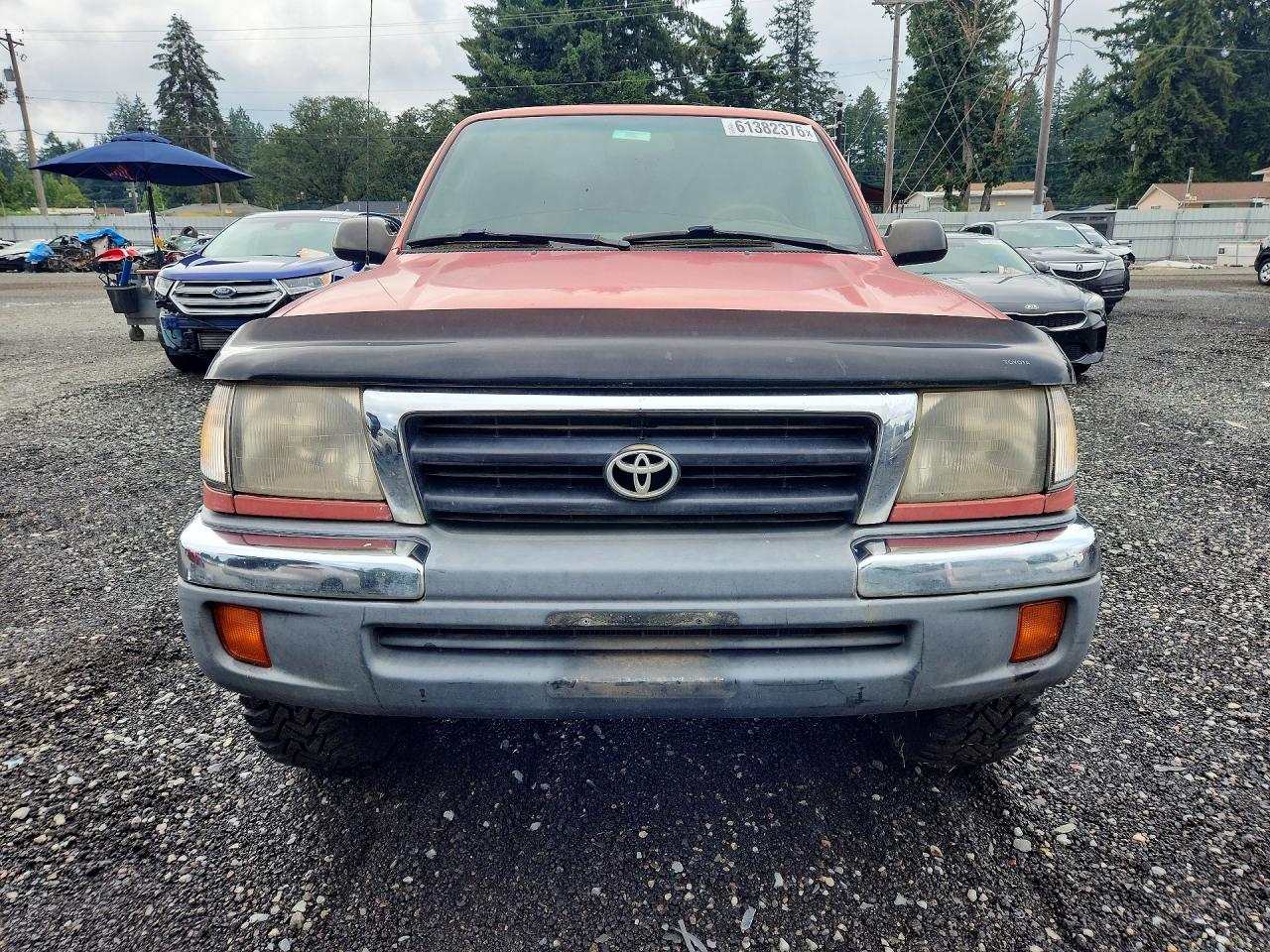 2000 Toyota Tacoma Xtracab Красный vin: 4TAWN72N0YZ648213