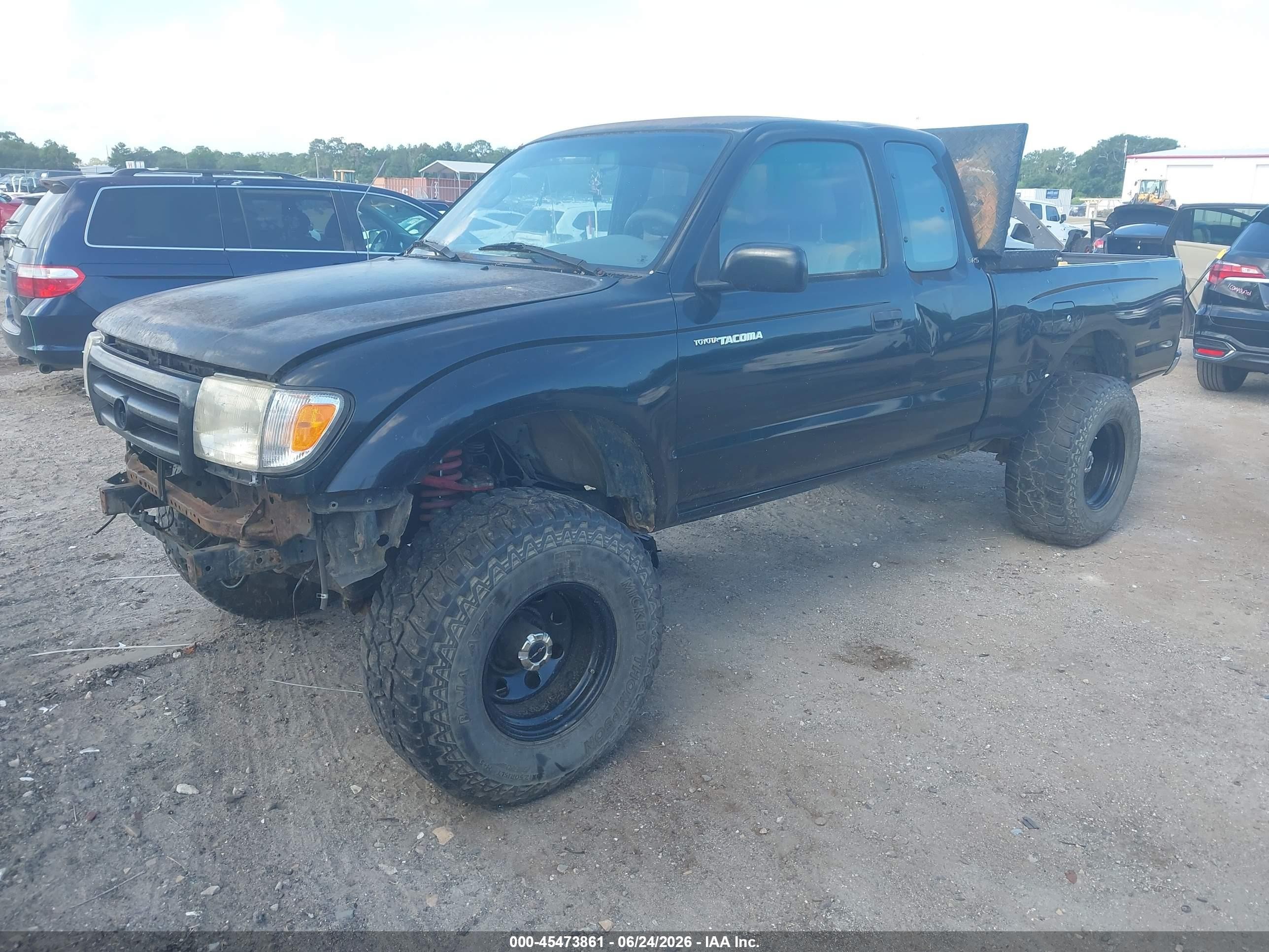 1998 Toyota Tacoma Base V6 Black vin: 4TAWN72N1WZ019301