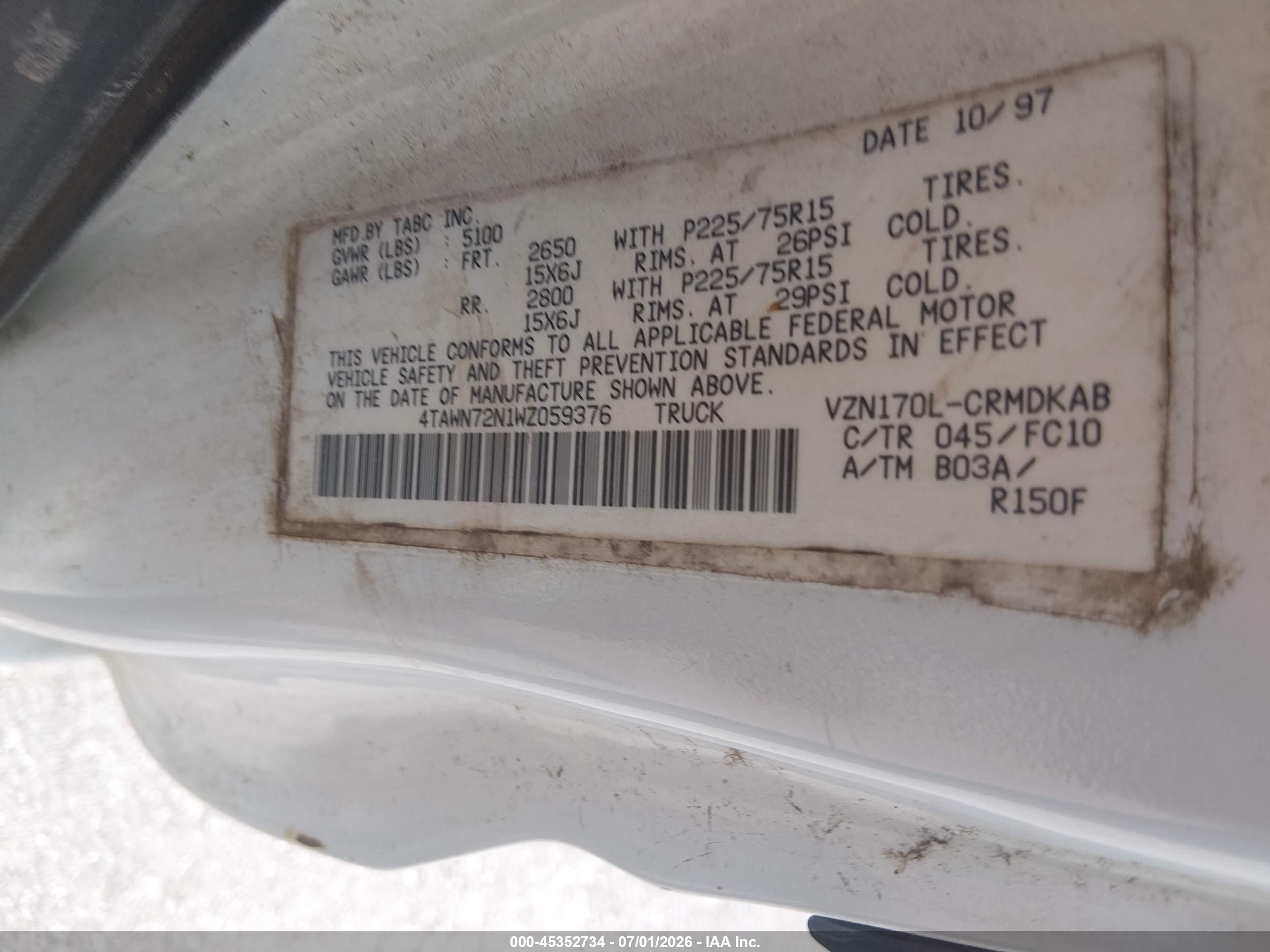 1998 Toyota Tacoma Base V6 White vin: 4TAWN72N1WZ059376