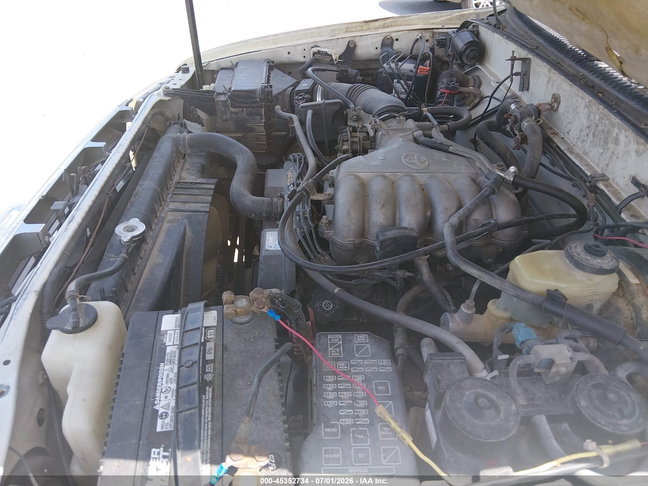 1998 Toyota Tacoma Base V6 White vin: 4TAWN72N1WZ059376
