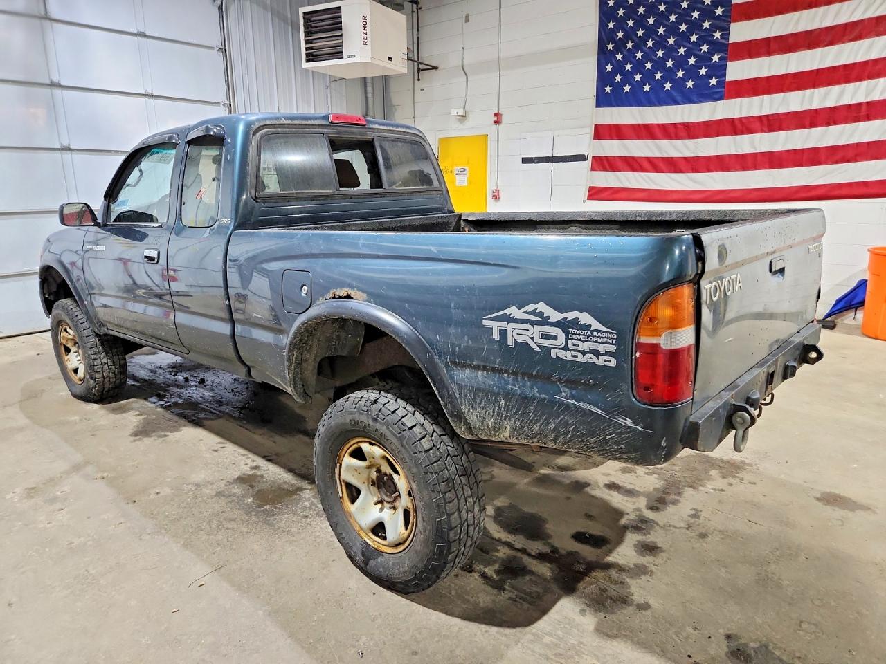 1998 Toyota Tacoma Xtracab Green vin: 4TAWN72N1WZ074668