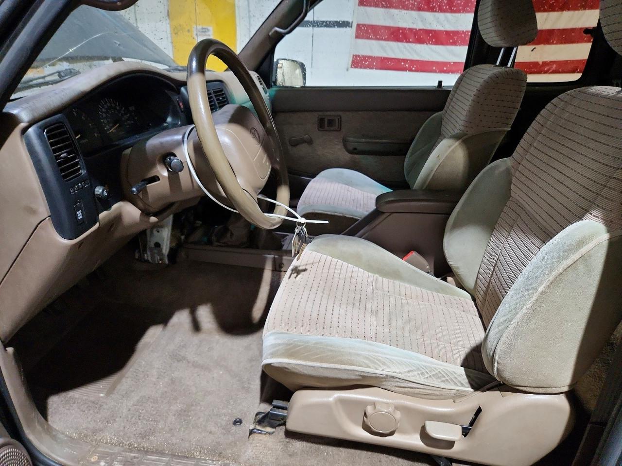 1998 Toyota Tacoma Xtracab Green vin: 4TAWN72N1WZ074668