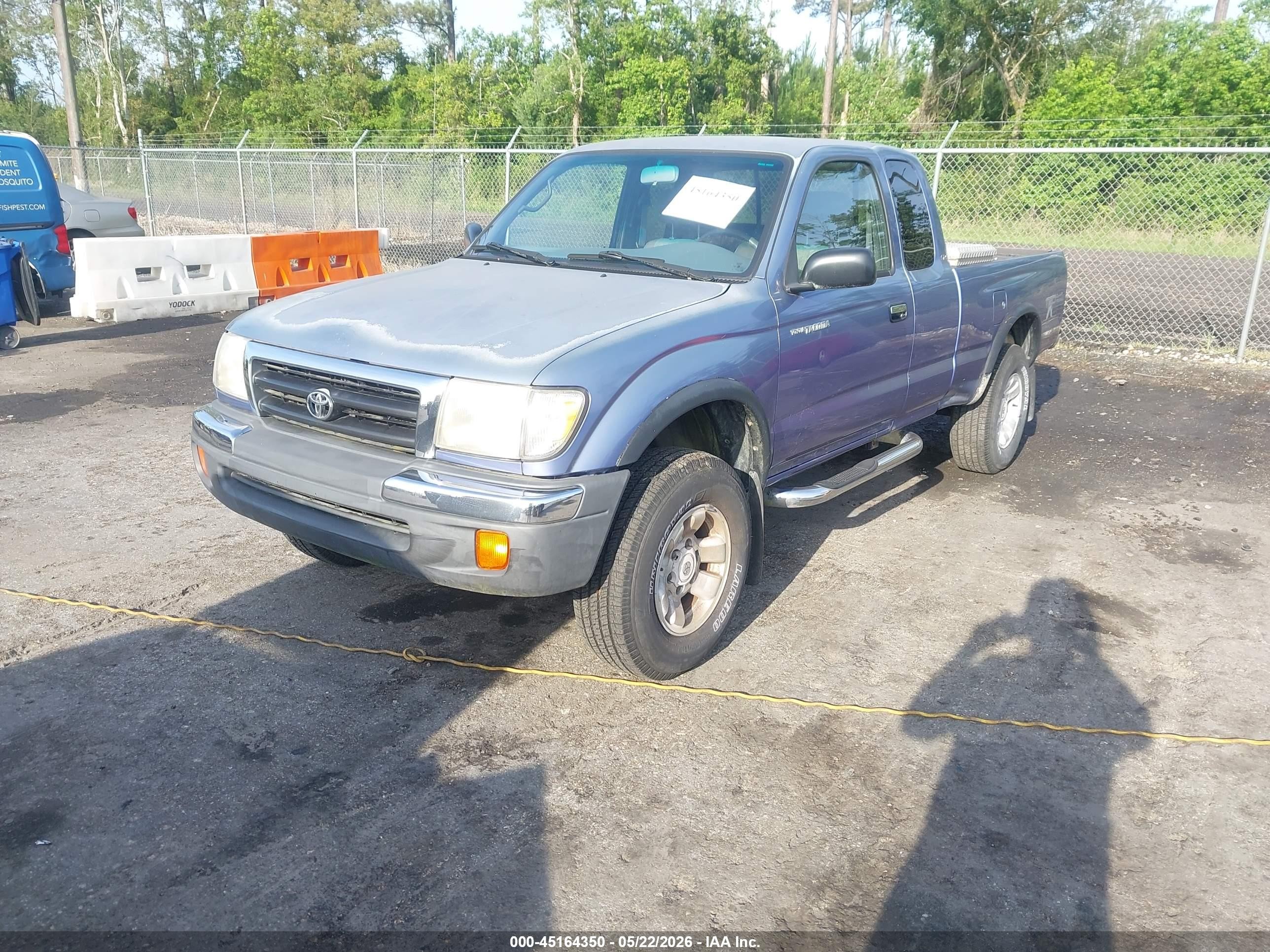 1999 Toyota Tacoma   Blue vin: 4TAWN72N1XZ406299