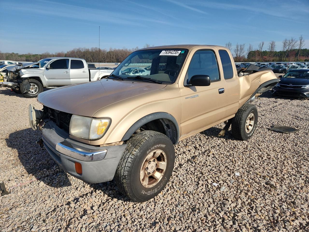 1999 Toyota Tacoma V6 Tan vin: 4TAWN72N1XZ515457