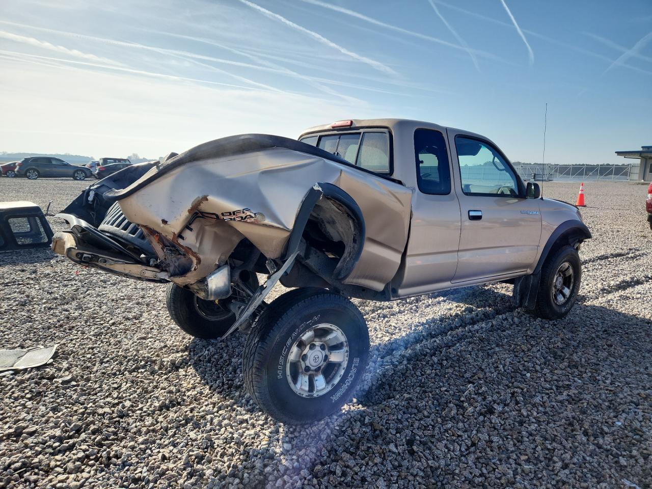 1999 Toyota Tacoma V6 Tan vin: 4TAWN72N1XZ515457