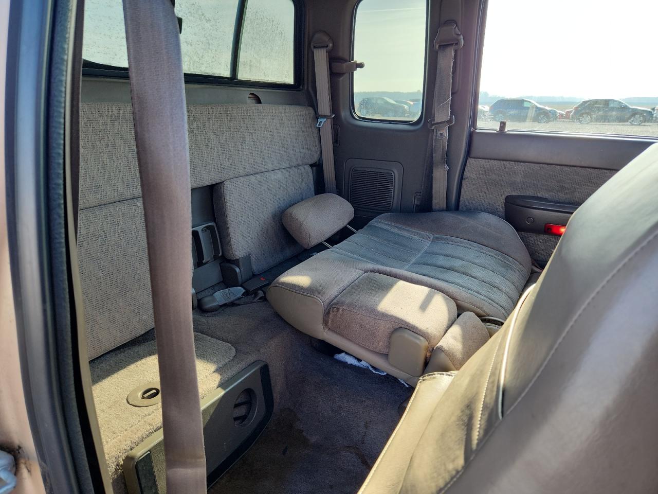 1999 Toyota Tacoma V6 Tan vin: 4TAWN72N1XZ515457