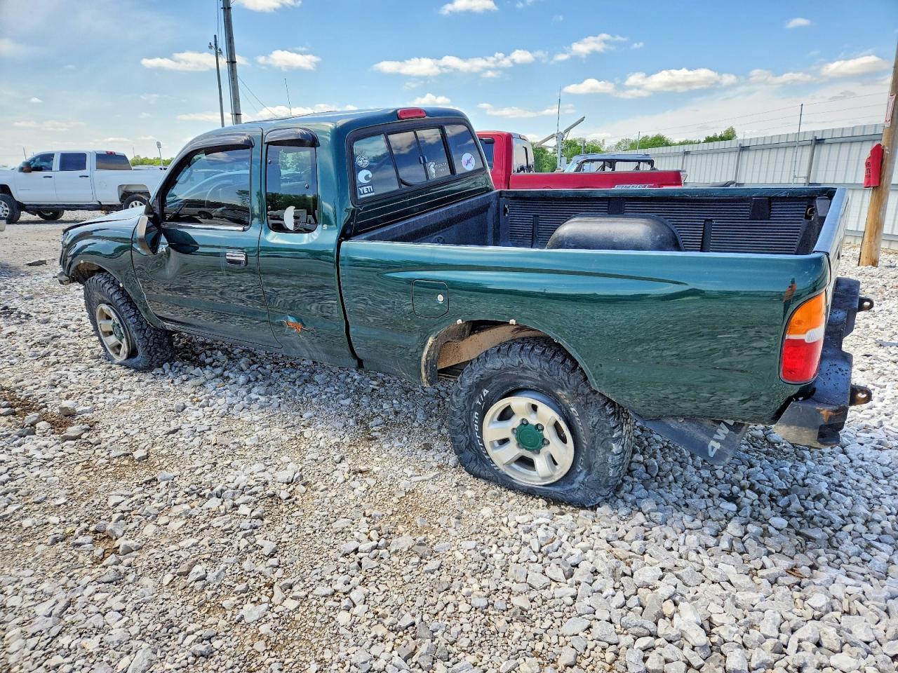 2000 Toyota Tacoma V6 Green vin: 4TAWN72N1YZ655137