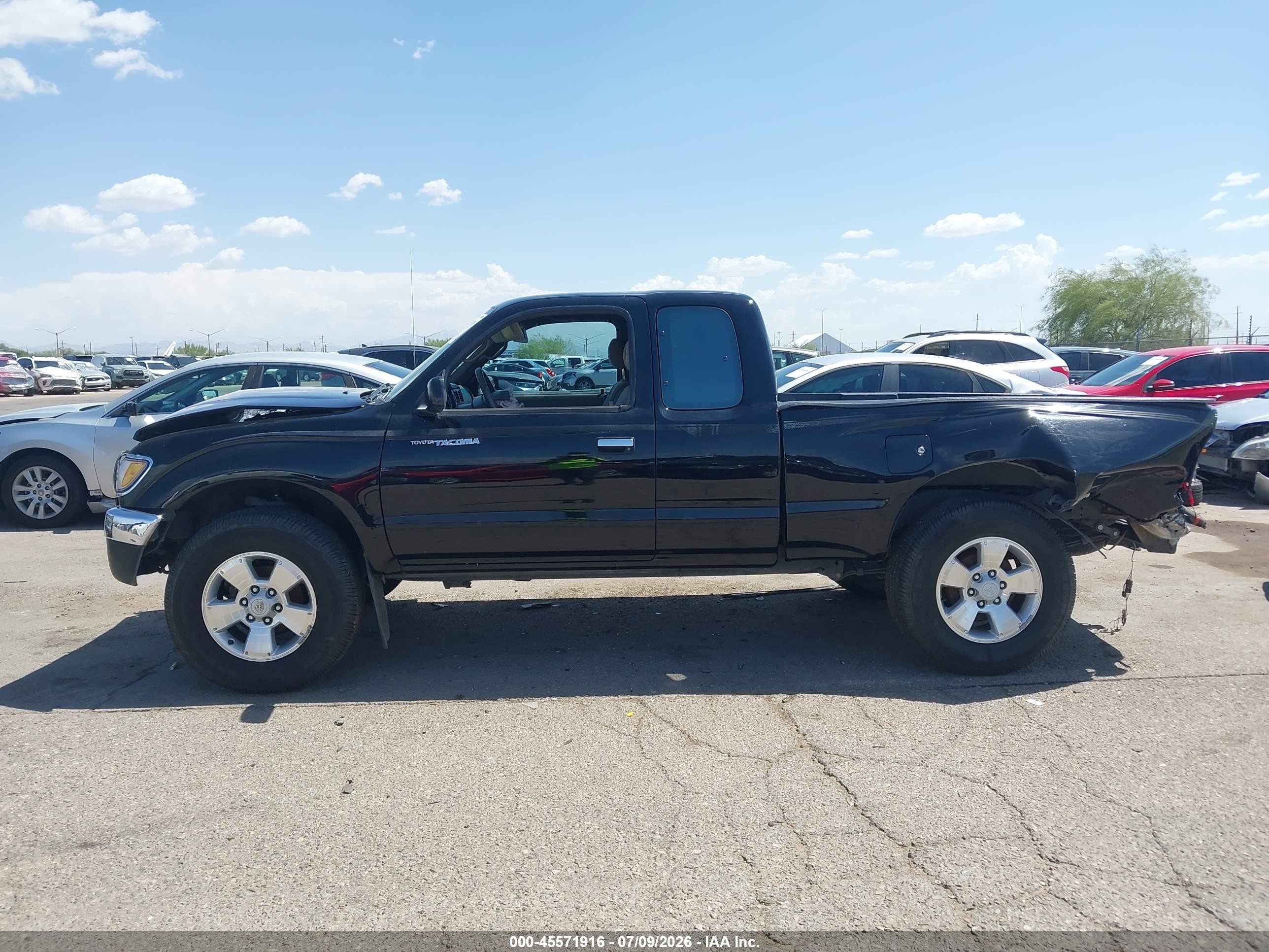 1996 Toyota Tacoma Xtracab Black vin: 4TAWN72N2TZ116275