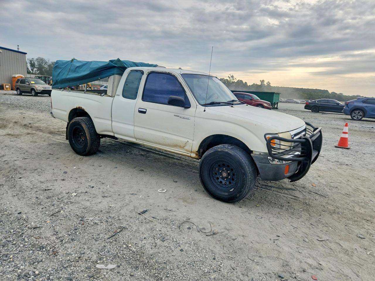 1998 Toyota Tacoma V6 White vin: 4TAWN72N2WZ000160