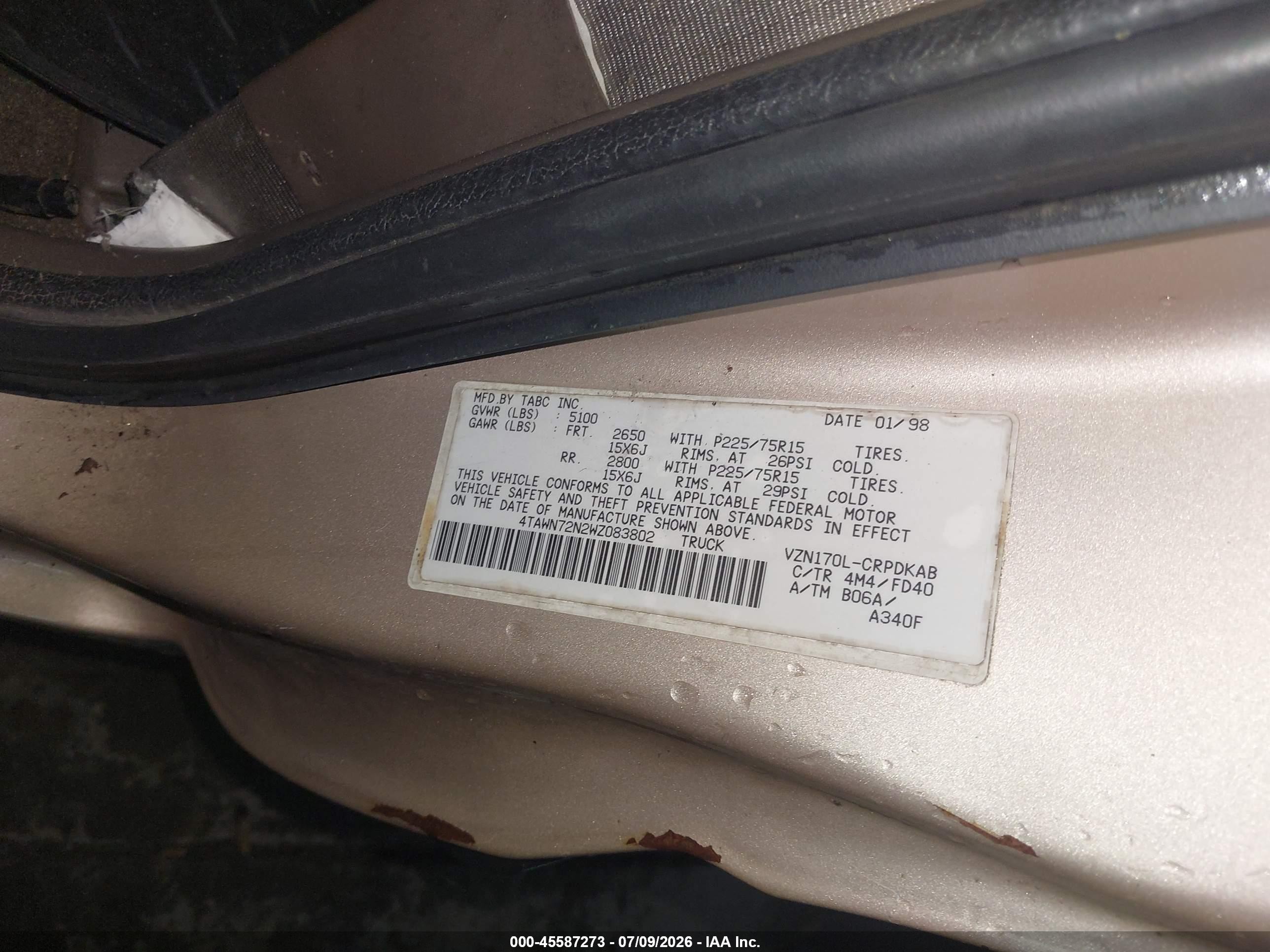 1998 Toyota Tacoma Base V6 Gold vin: 4TAWN72N2WZ083802