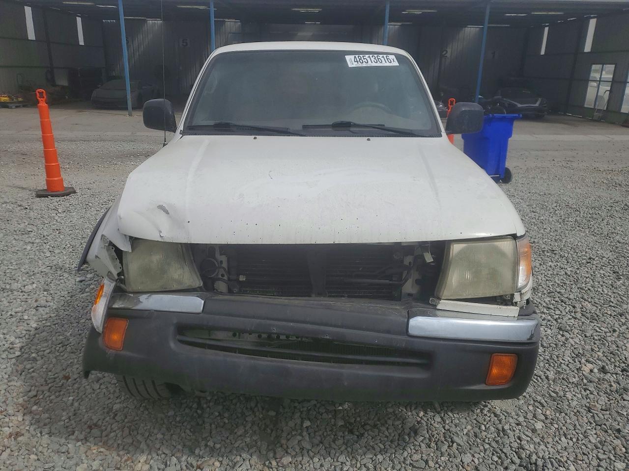 2000 Toyota Tacoma Xtracab Белый vin: 4TAWN72N2YZ598480