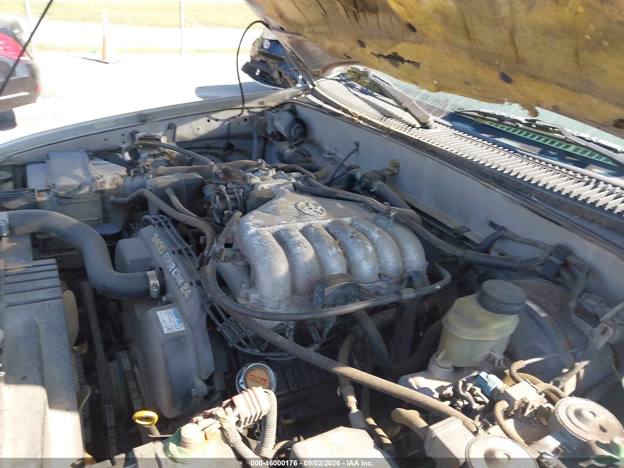 2000 Toyota Tacoma Base V6 Серебряный vin: 4TAWN72N2YZ636547
