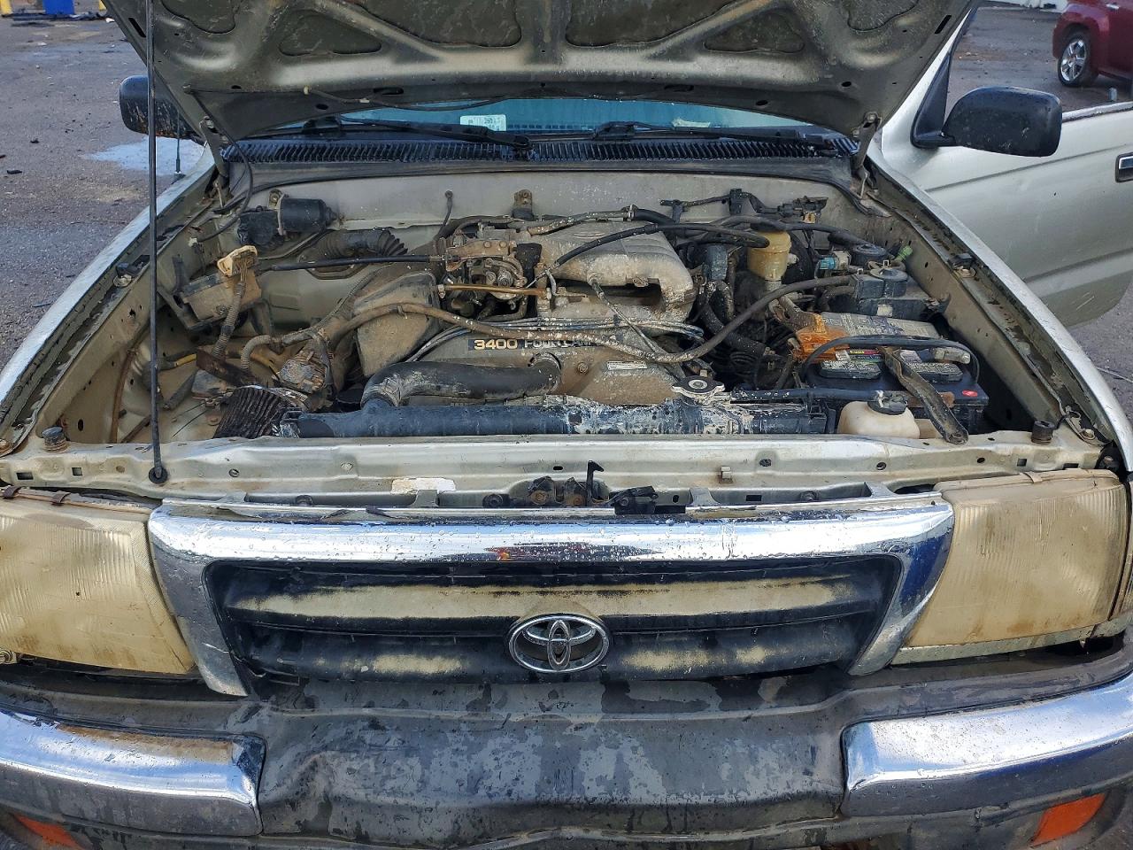 2000 Toyota Tacoma Xtracab Silver vin: 4TAWN72N2YZ661920