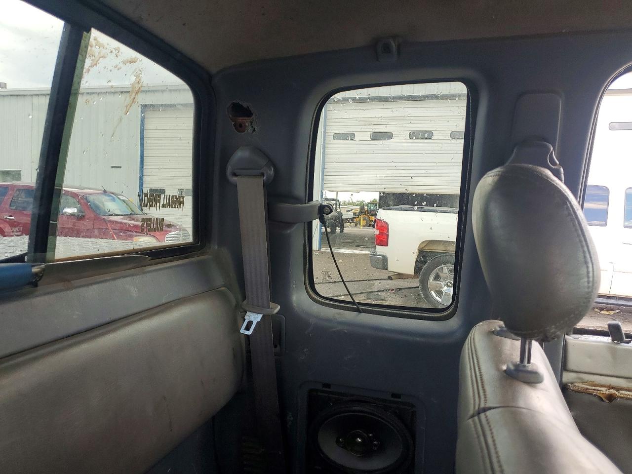 2000 Toyota Tacoma Xtracab Silver vin: 4TAWN72N2YZ661920