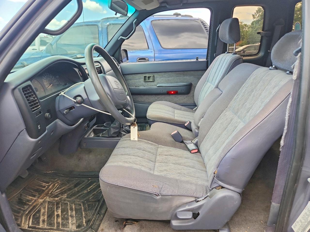 1998 Toyota Tacoma V6 Gray vin: 4TAWN72N3WZ007683