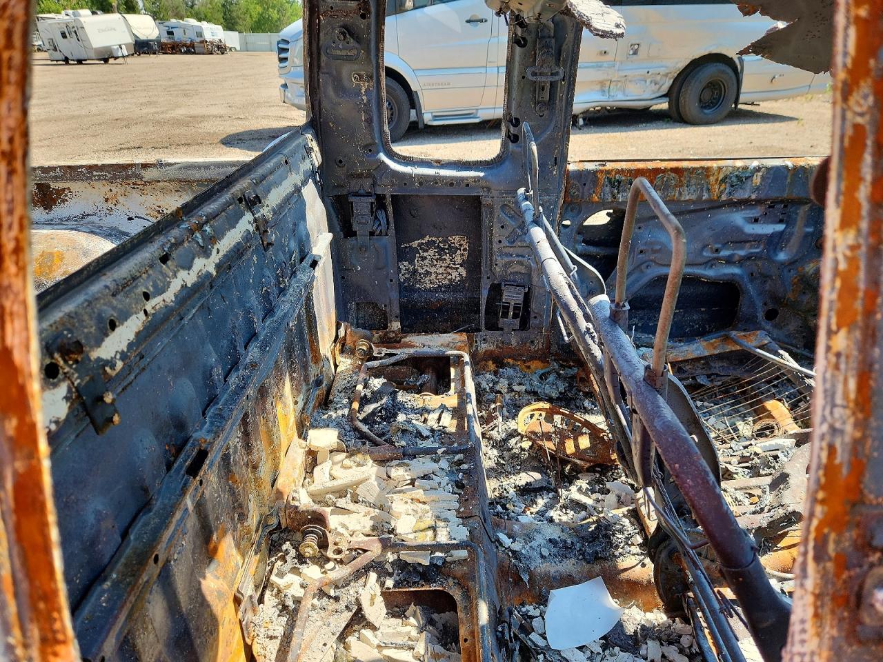 1998 Toyota Tacoma V6 Burn vin: 4TAWN72N3WZ080634