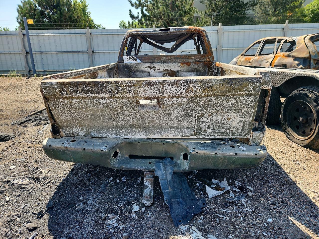1998 Toyota Tacoma V6 Burn vin: 4TAWN72N3WZ080634