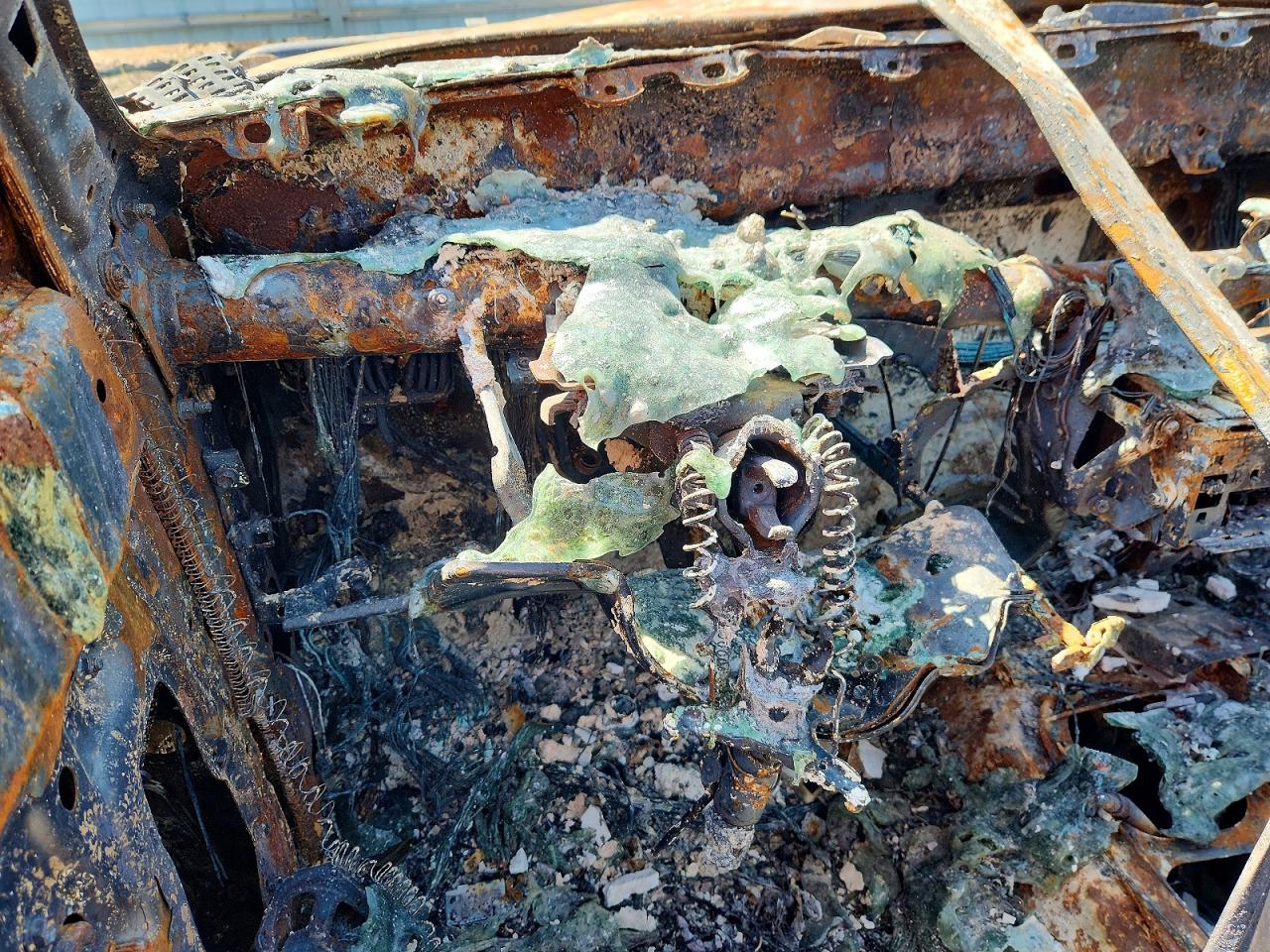 1998 Toyota Tacoma V6 Burn vin: 4TAWN72N3WZ080634