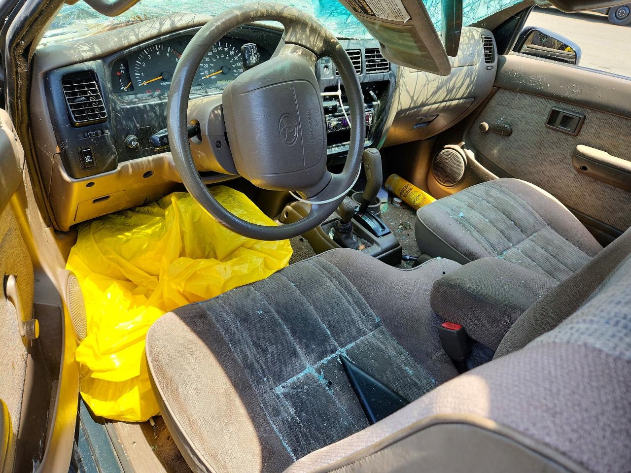 1998 Toyota Tacoma Xtracab Green vin: 4TAWN72N3WZ088667