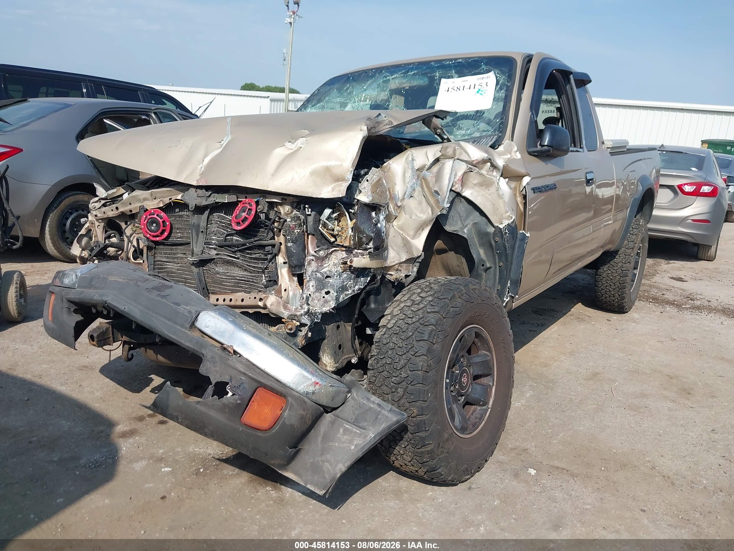 1998 Toyota Tacoma Base V6 Gold vin: 4TAWN72N3WZ135812