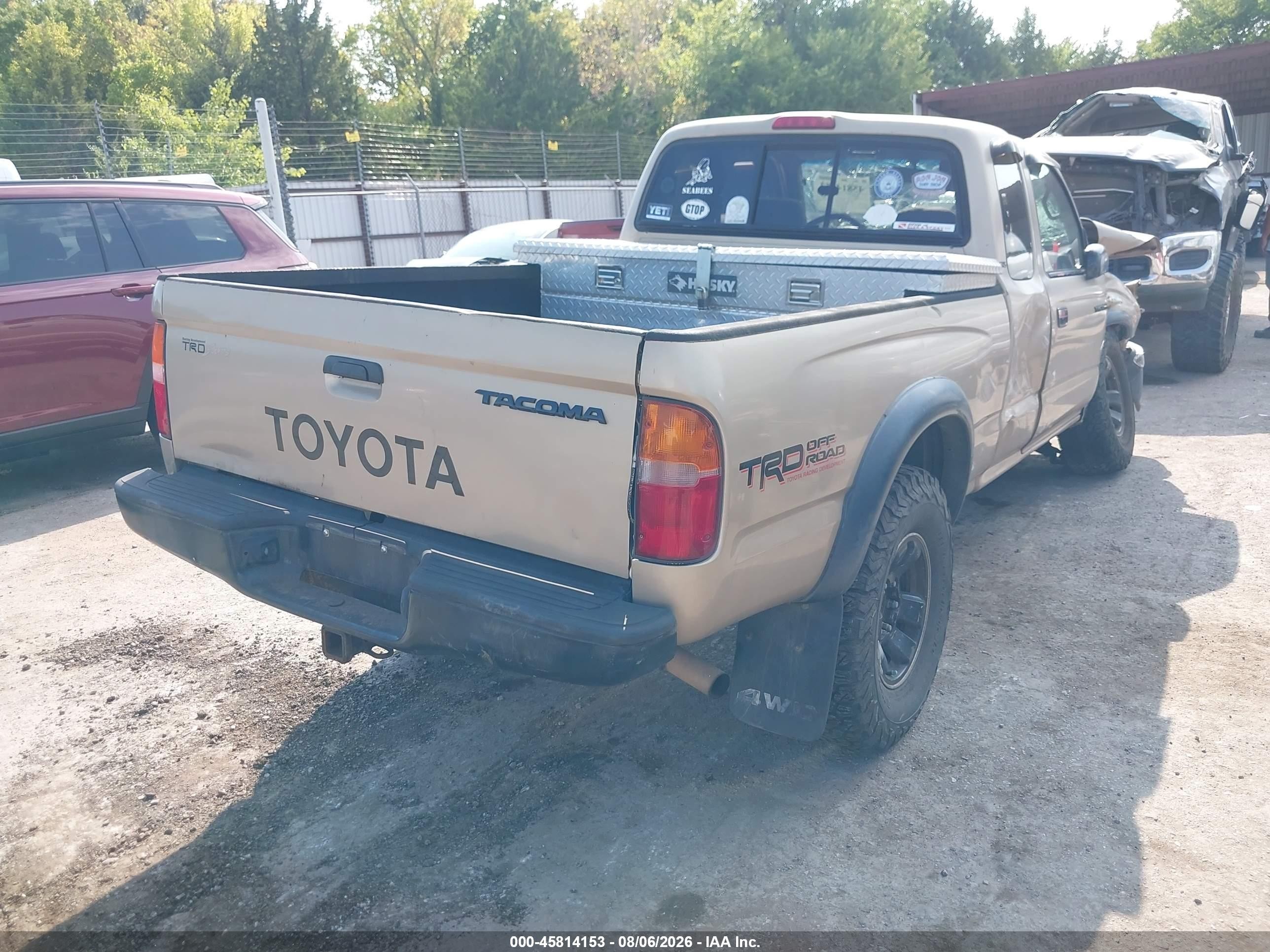 1998 Toyota Tacoma Base V6 Gold vin: 4TAWN72N3WZ135812