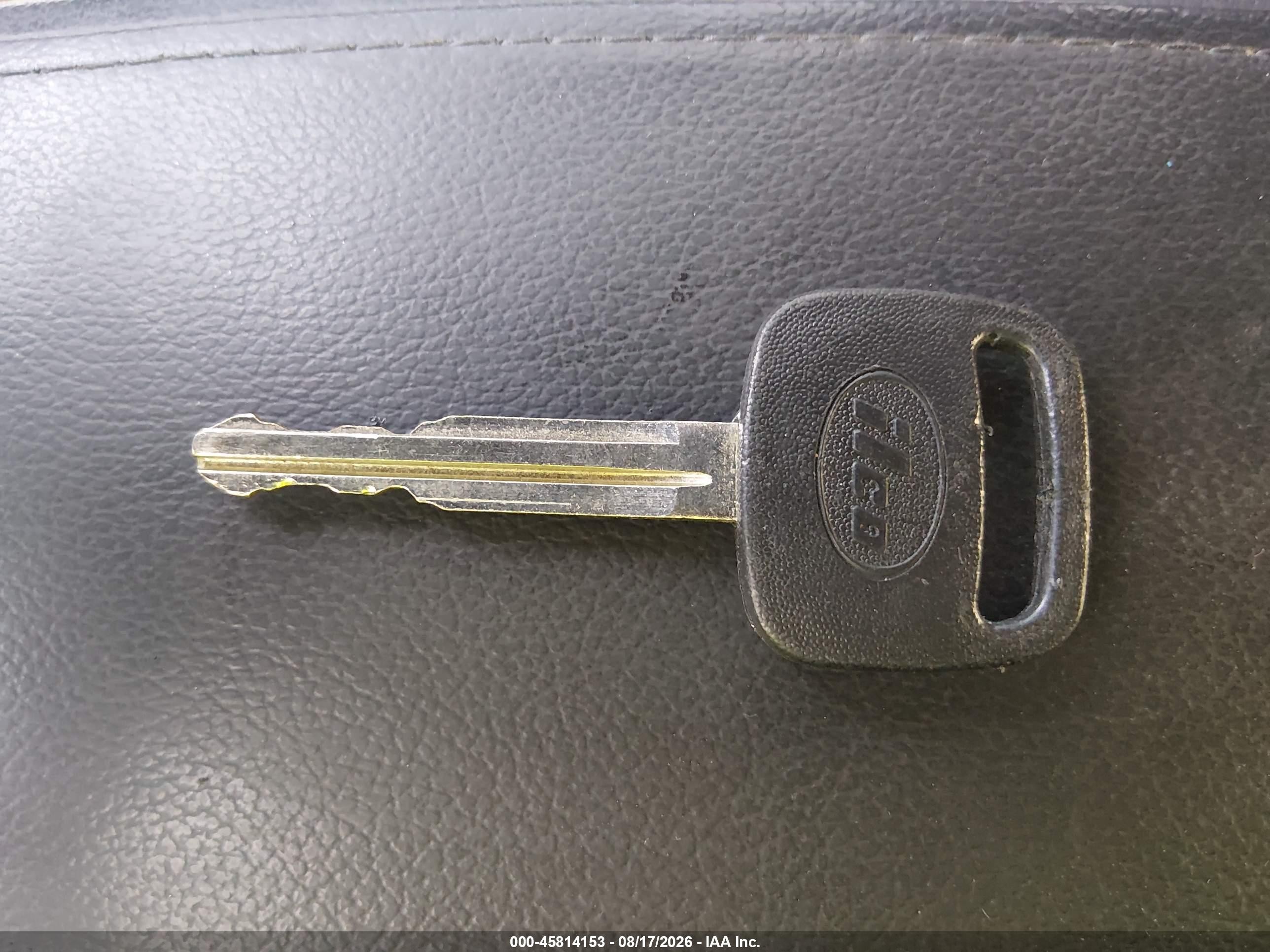 1998 Toyota Tacoma Base V6 Gold vin: 4TAWN72N3WZ135812