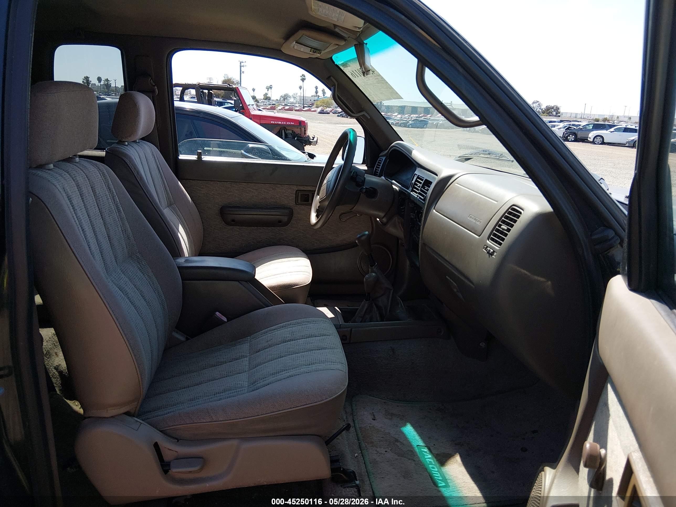 1999 Toyota Tacoma   Black vin: 4TAWN72N3XZ455617
