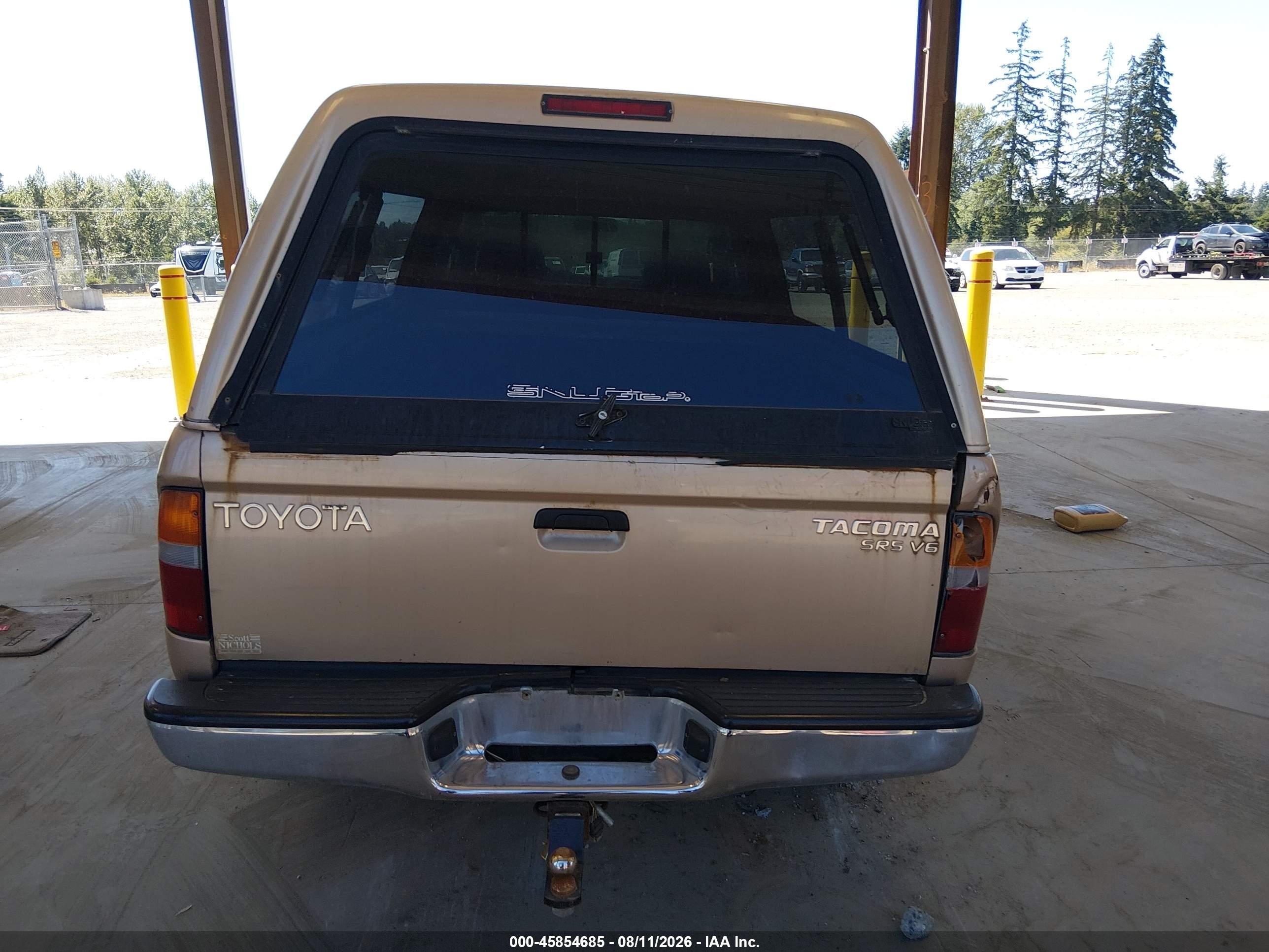 1999 Toyota Tacoma   Gold vin: 4TAWN72N3XZ465015