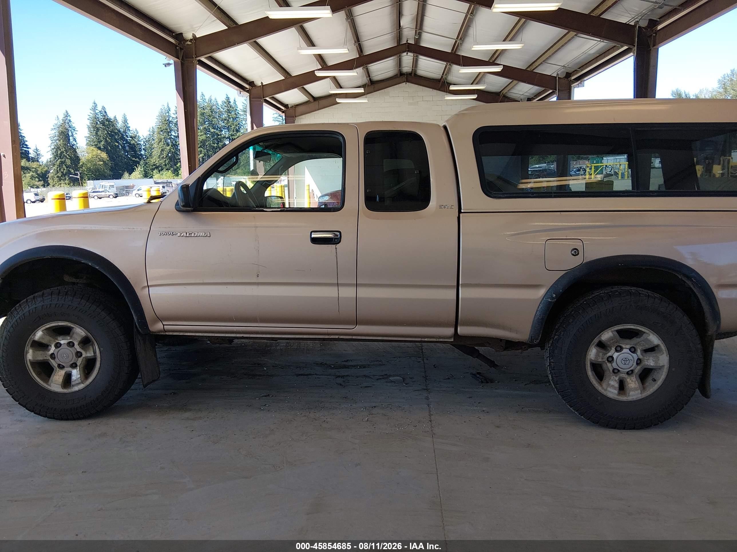 1999 Toyota Tacoma   Gold vin: 4TAWN72N3XZ465015