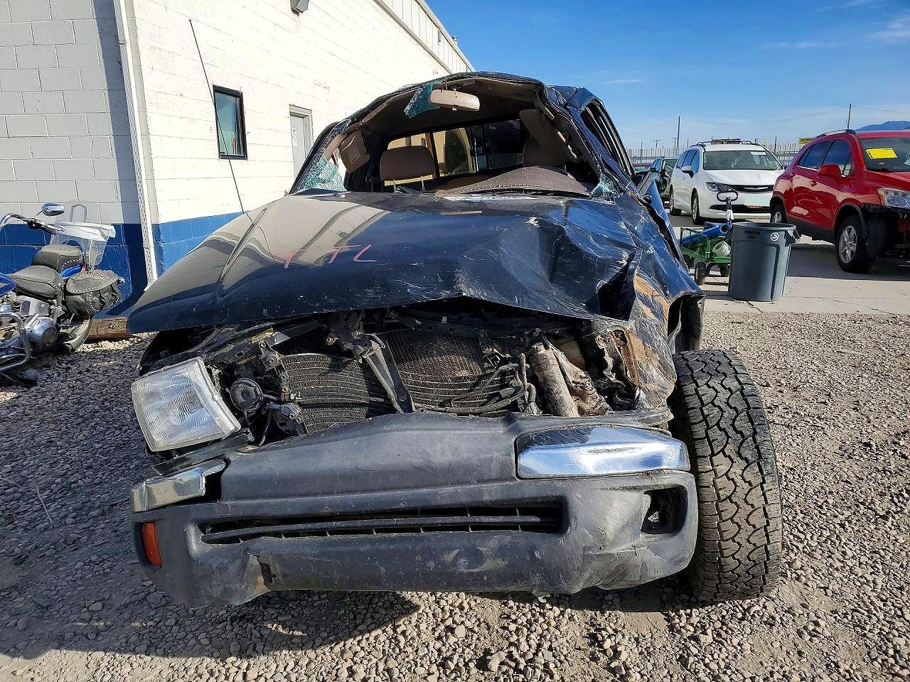 1998 Toyota Tacoma Black vin: 4TAWN72N4WZ157415