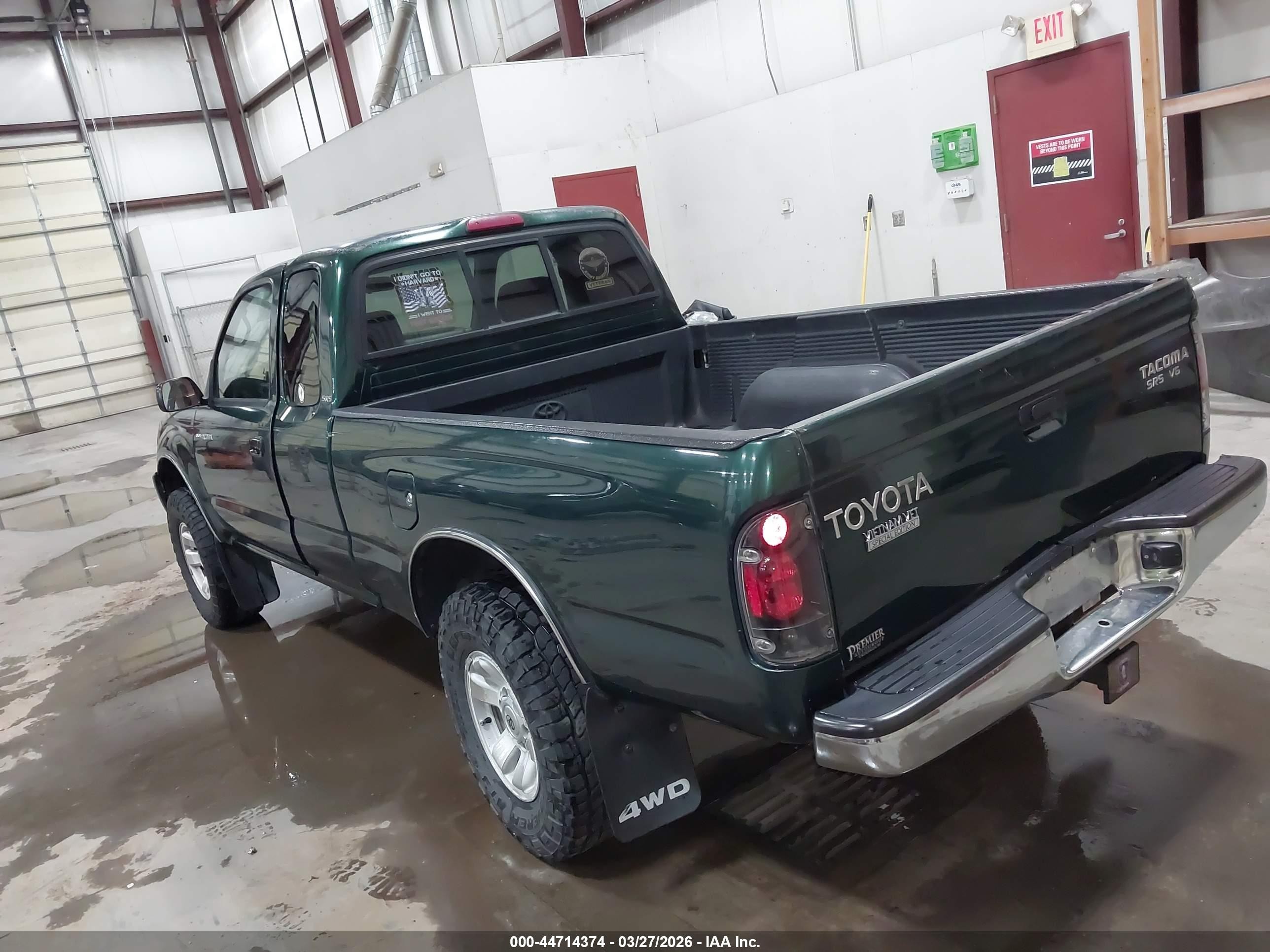 1999 Toyota Tacoma   Green vin: 4TAWN72N4XZ424361