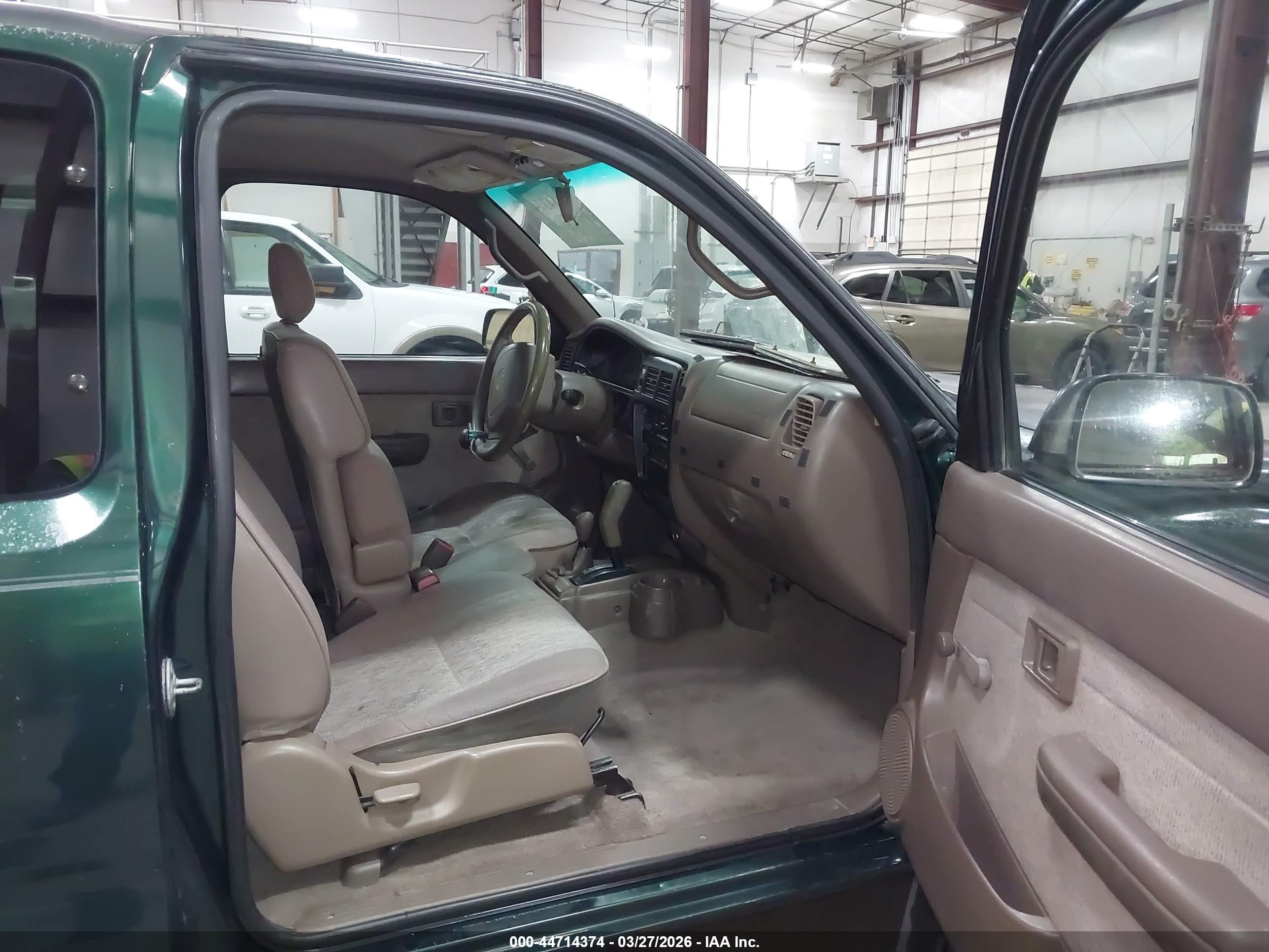 1999 Toyota Tacoma   Green vin: 4TAWN72N4XZ424361