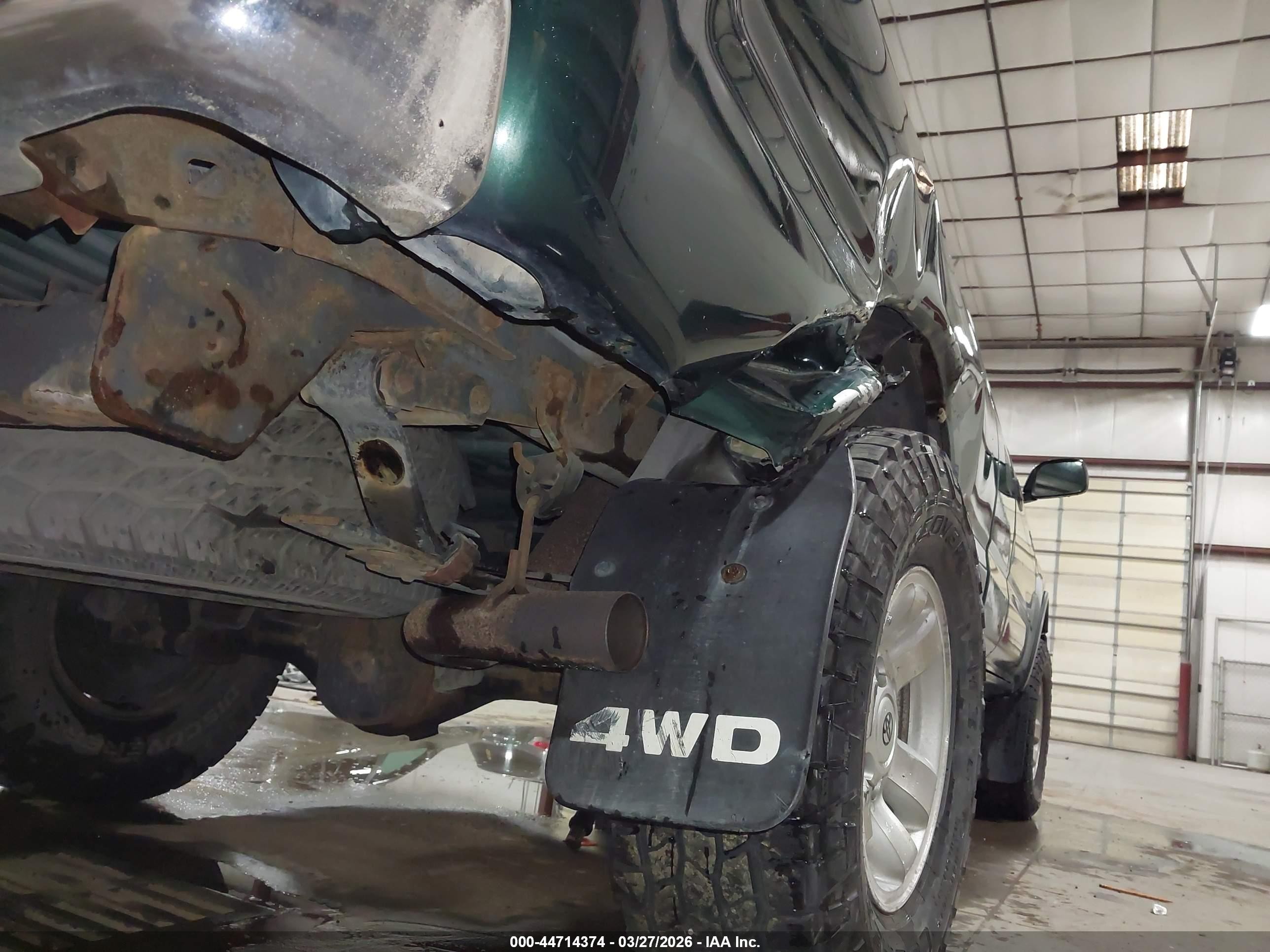 1999 Toyota Tacoma   Green vin: 4TAWN72N4XZ424361