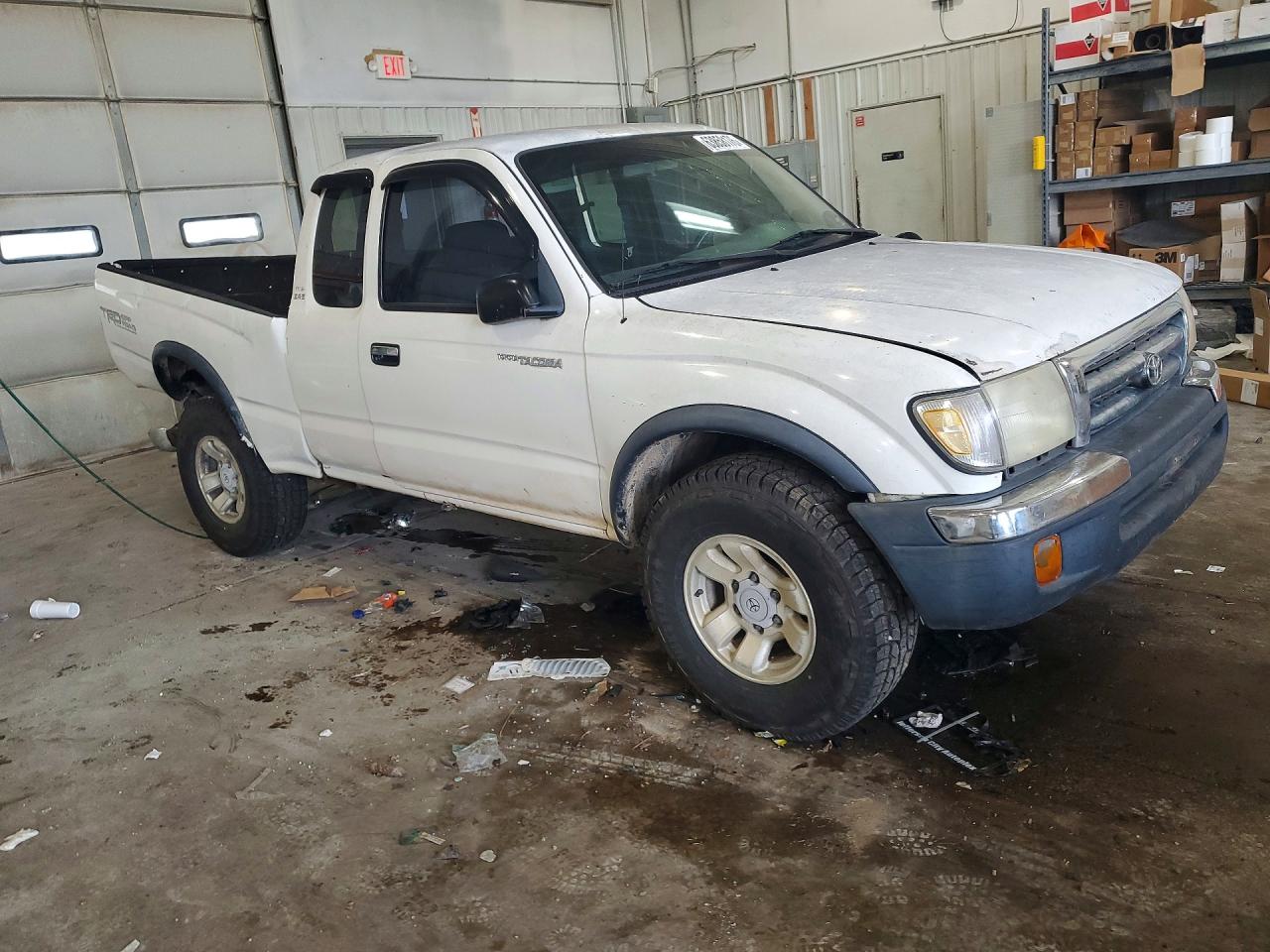 1999 Toyota Tacoma White vin: 4TAWN72N4XZ566418