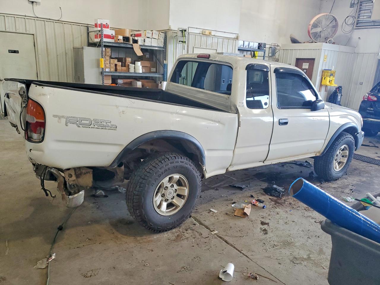 1999 Toyota Tacoma White vin: 4TAWN72N4XZ566418