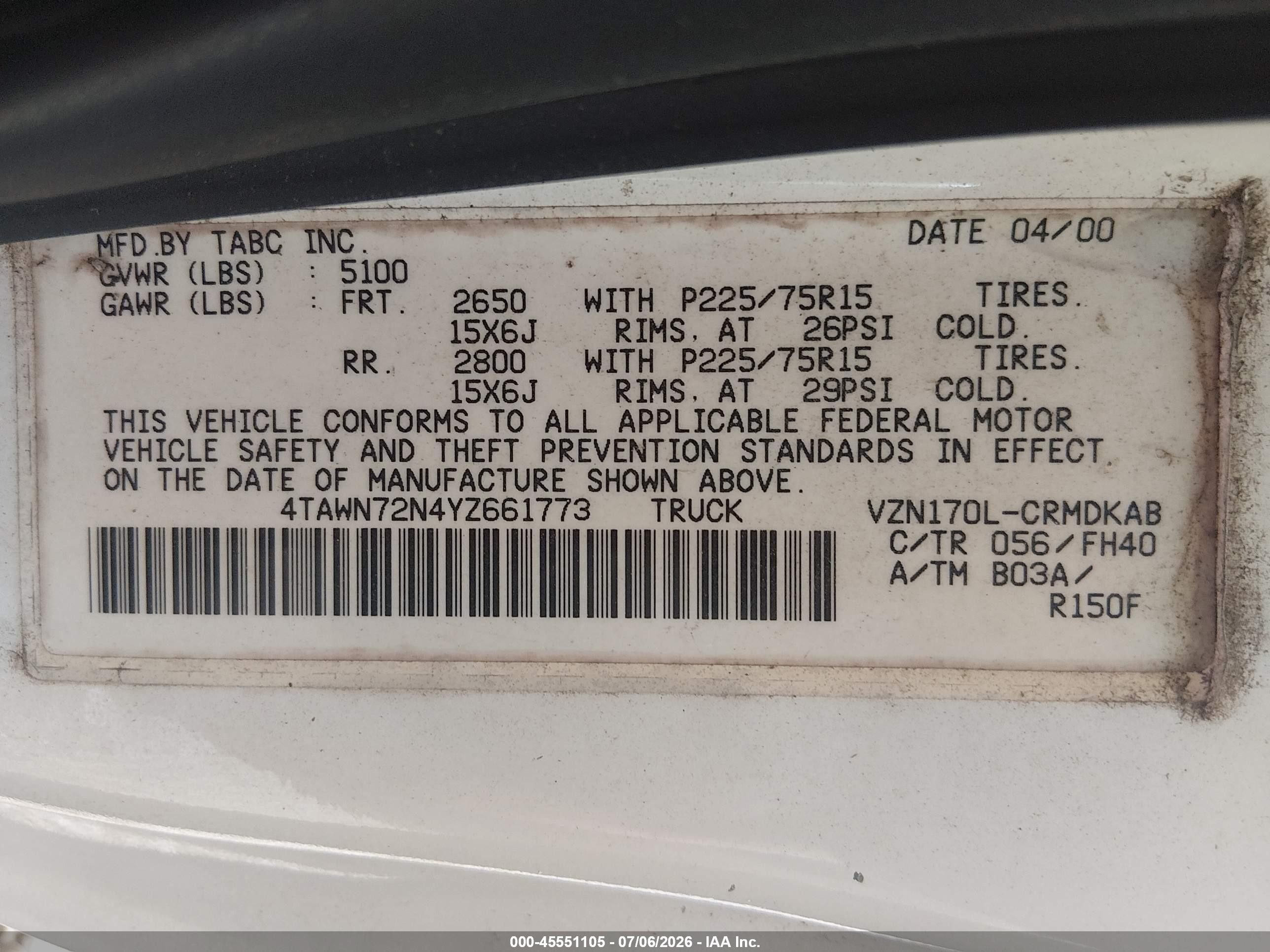 2000 Toyota Tacoma Base V6 White vin: 4TAWN72N4YZ661773