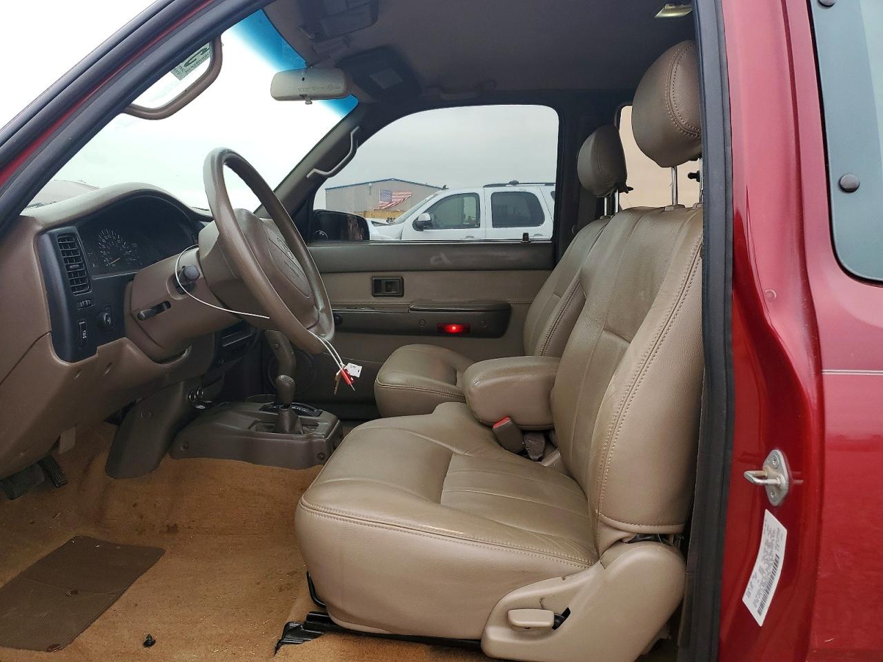 1998 Toyota Tacoma Xtracab Maroon vin: 4TAWN72N6WZ127753