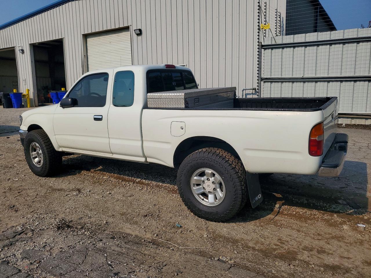 1997 Toyota Tacoma V6 White vin: 4TAWN72N7VZ278261