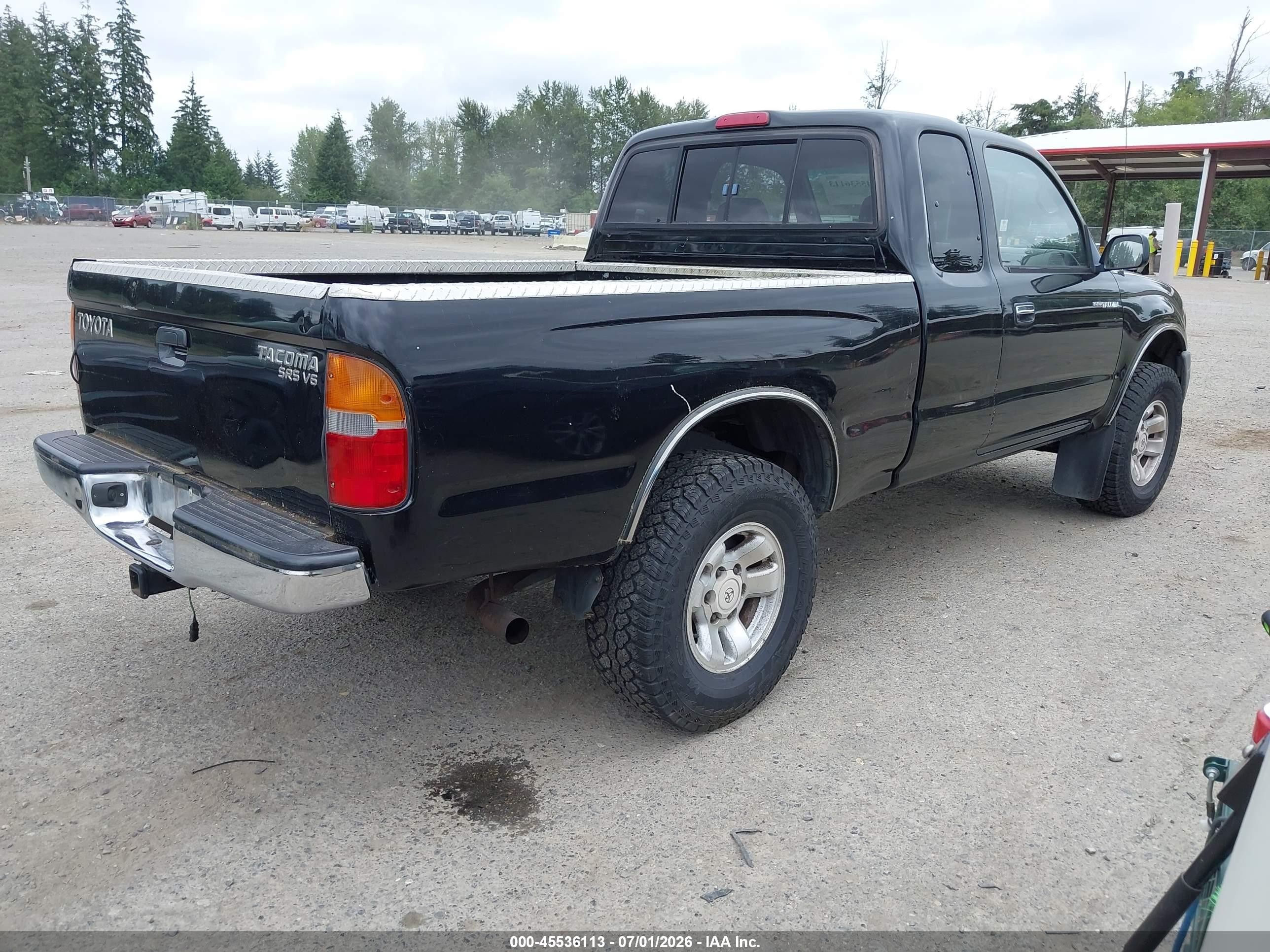 1999 Toyota Tacoma   Black vin: 4TAWN72N7XZ490256