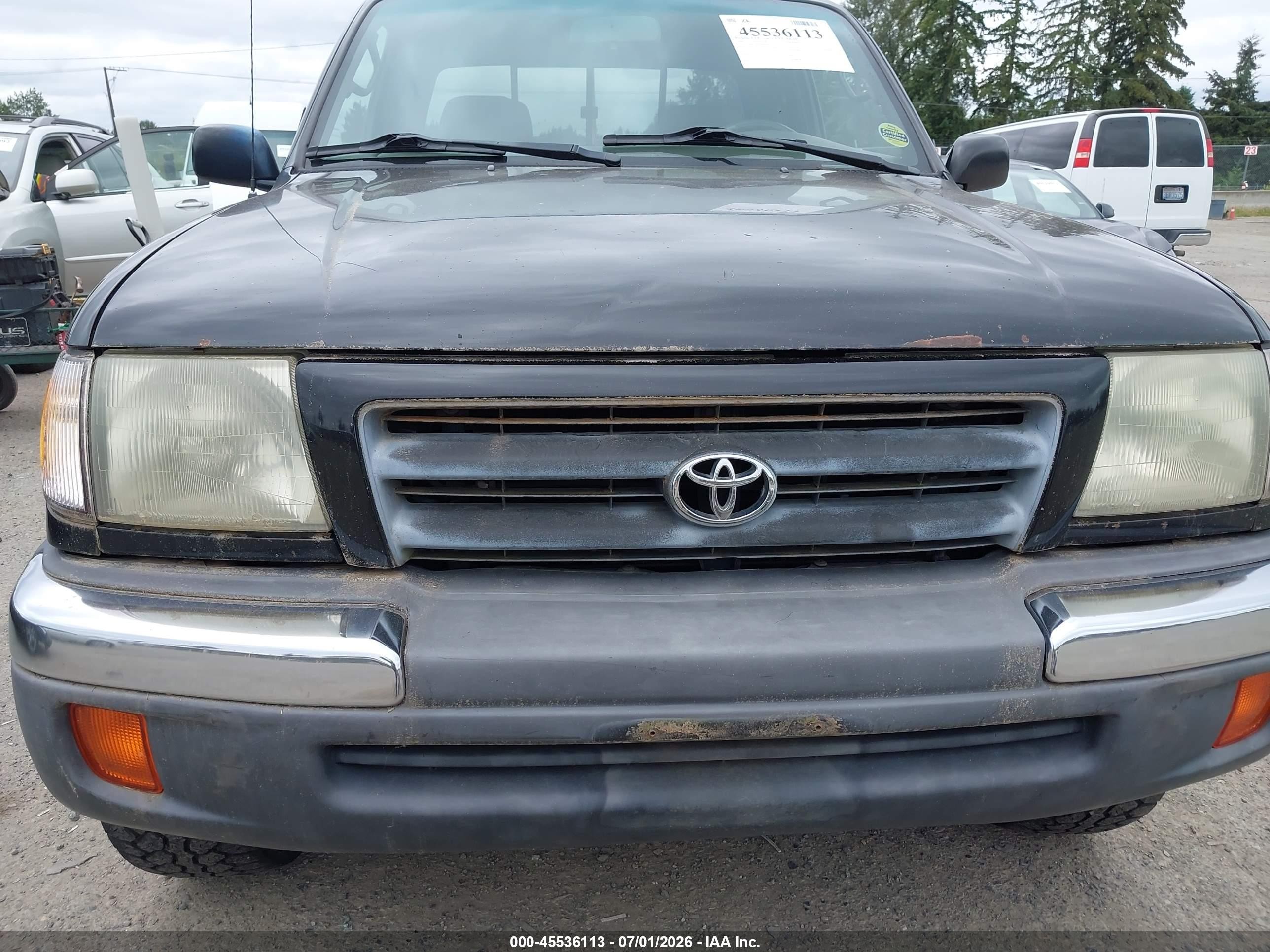 1999 Toyota Tacoma   Black vin: 4TAWN72N7XZ490256
