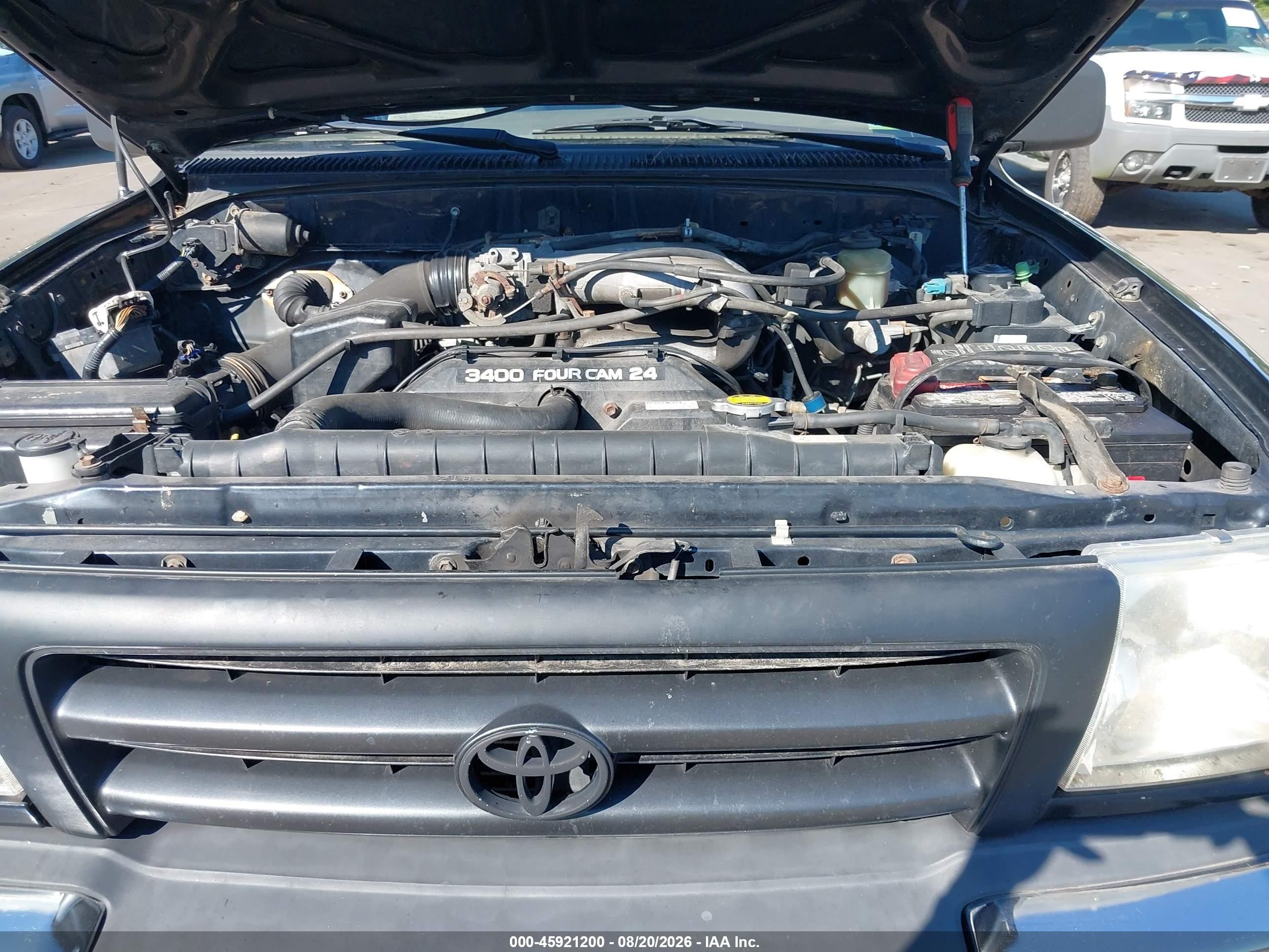 2000 Toyota Tacoma Base V6 Черный vin: 4TAWN72N7YZ586860