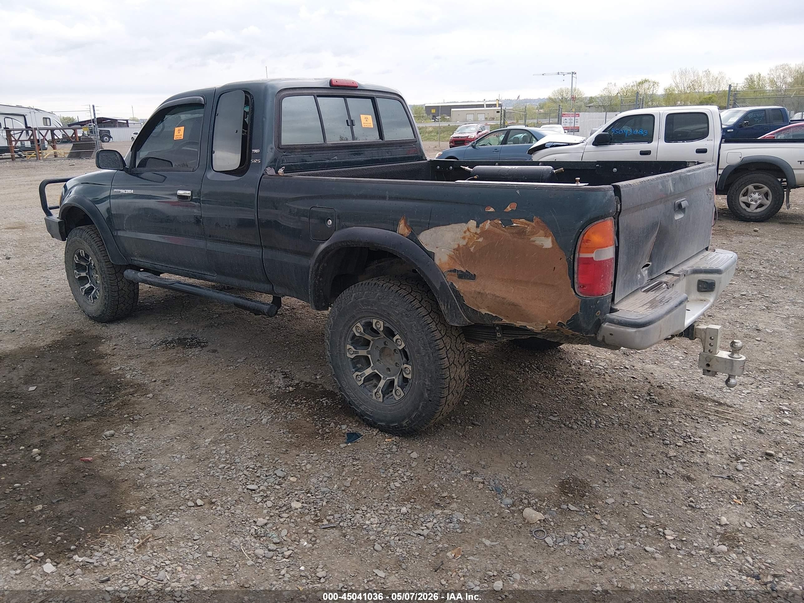 1998 Toyota Tacoma Base V6 Green vin: 4TAWN72N8WZ111635