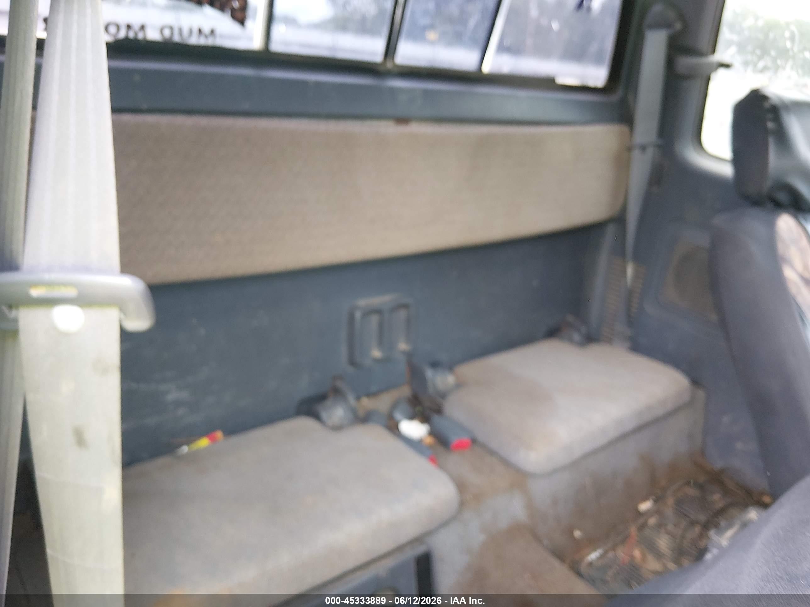 1999 Toyota Tacoma White vin: 4TAWN72N8XZ550660