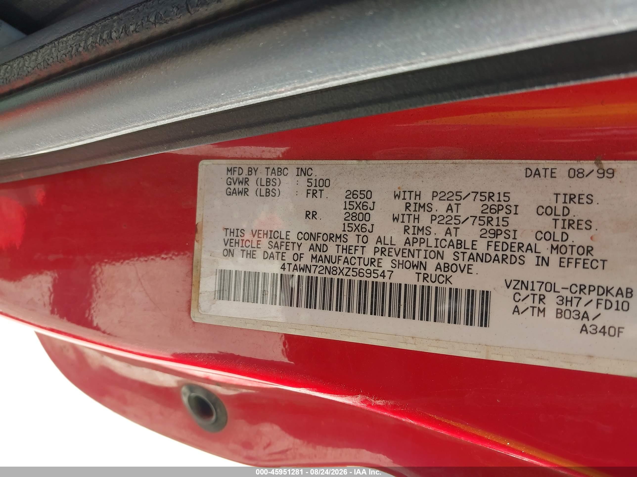 1999 Toyota Tacoma   Red vin: 4TAWN72N8XZ569547