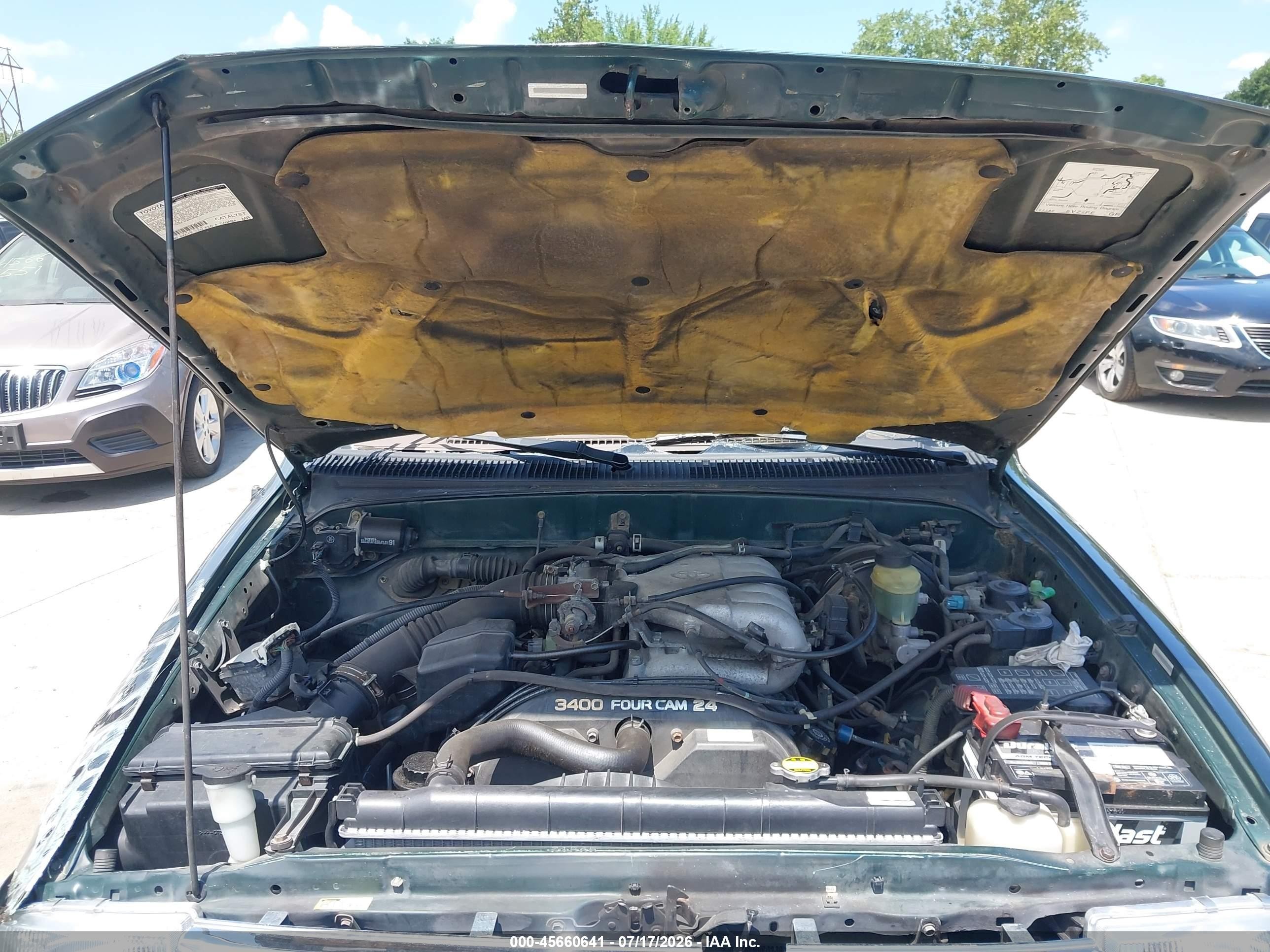 2000 Toyota Tacoma Base V6 Green vin: 4TAWN72N8YZ575821