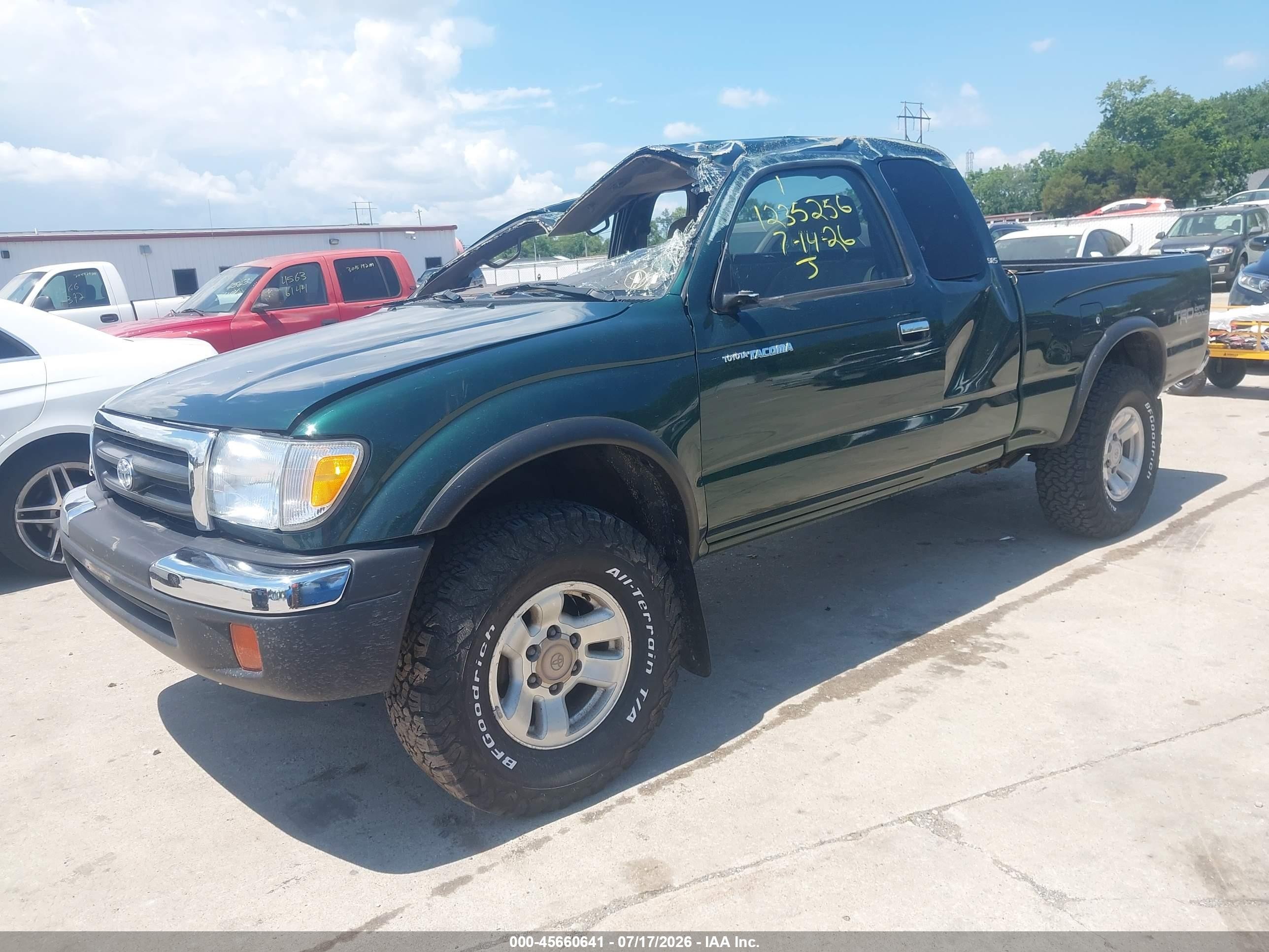 2000 Toyota Tacoma Base V6 Green vin: 4TAWN72N8YZ575821