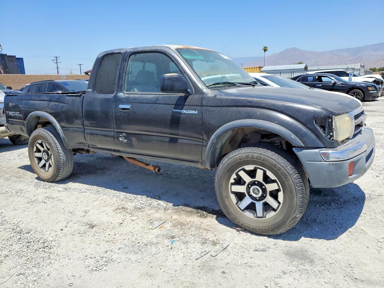 2000 Toyota Tacoma Xtracab Black vin: 4TAWN72N8YZ634818