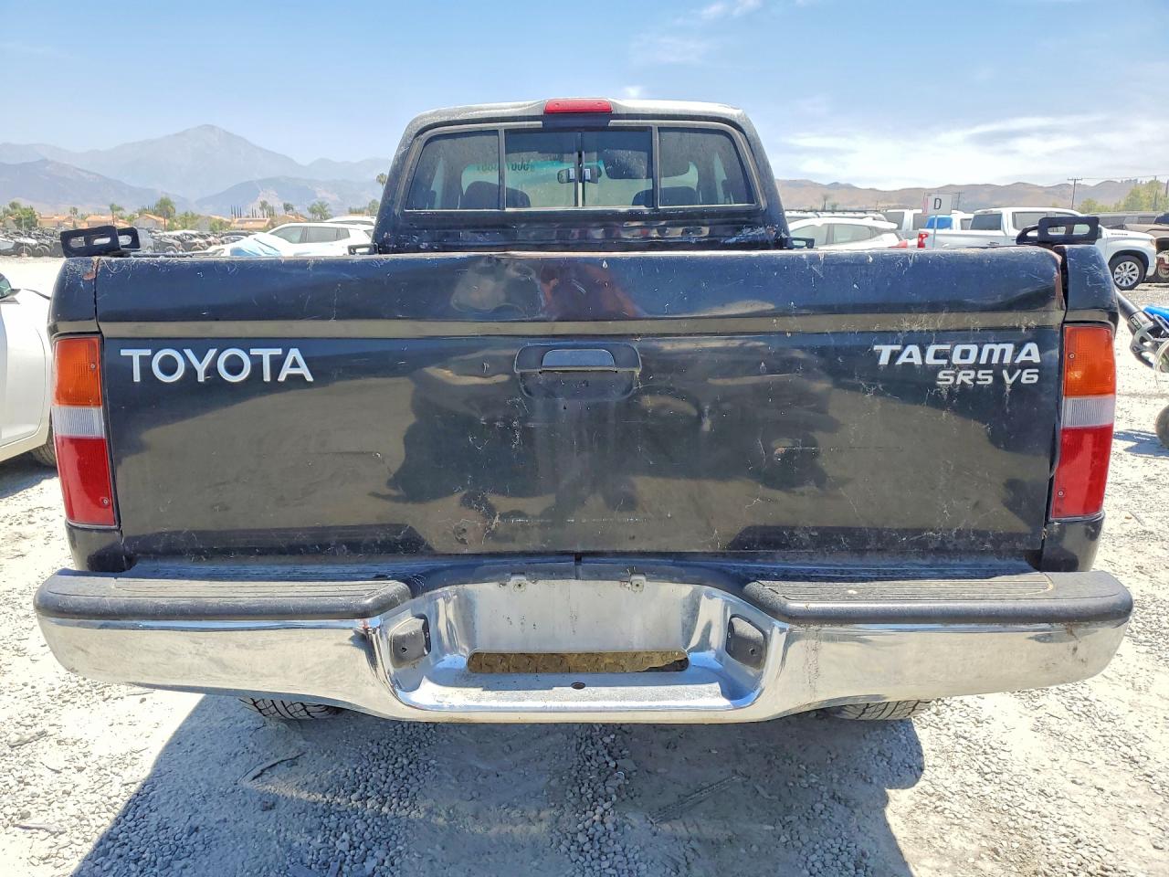 2000 Toyota Tacoma Xtracab Black vin: 4TAWN72N8YZ634818
