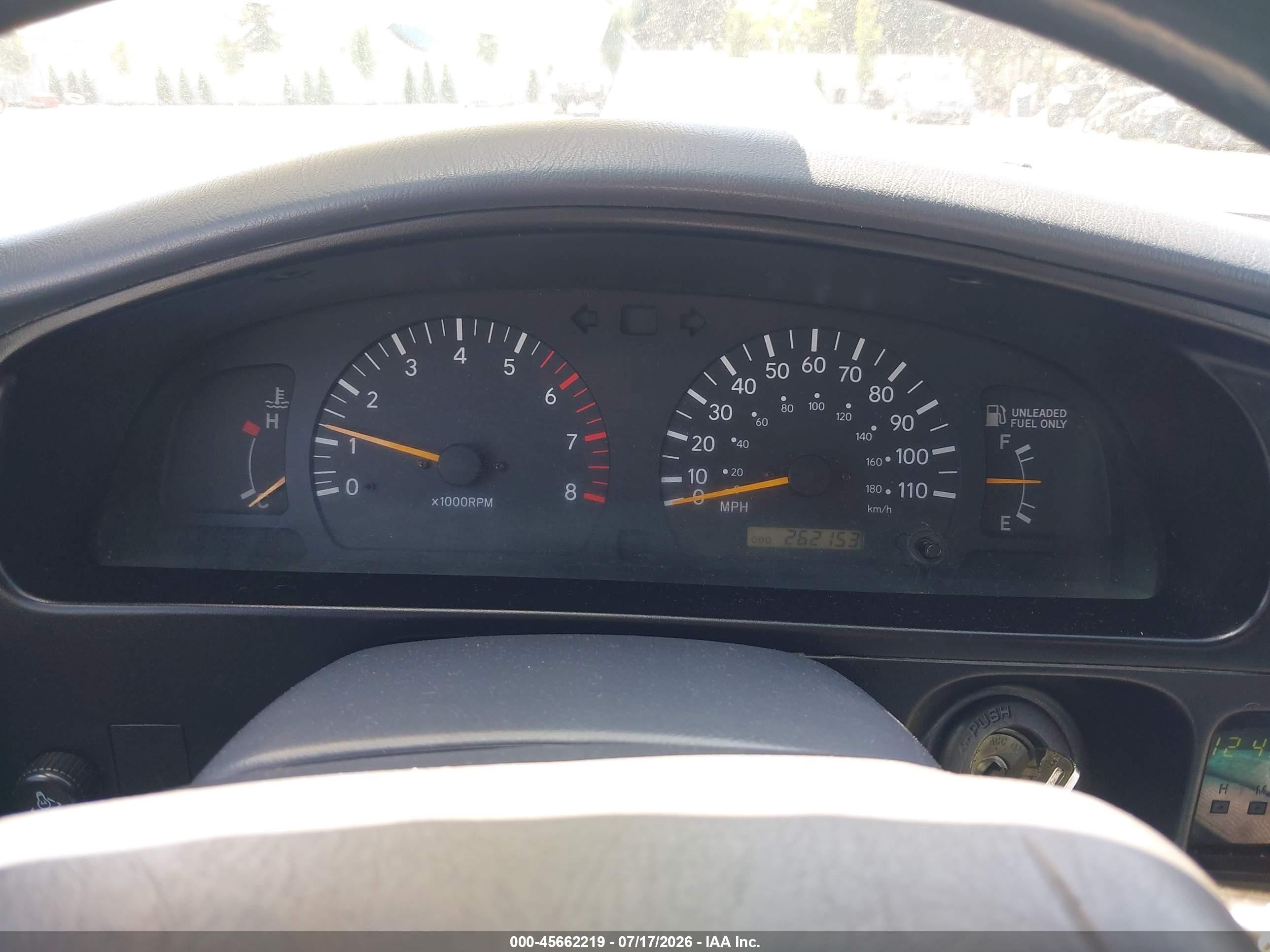 2000 Toyota Tacoma Base V6 Белый vin: 4TAWN72N8YZ682707