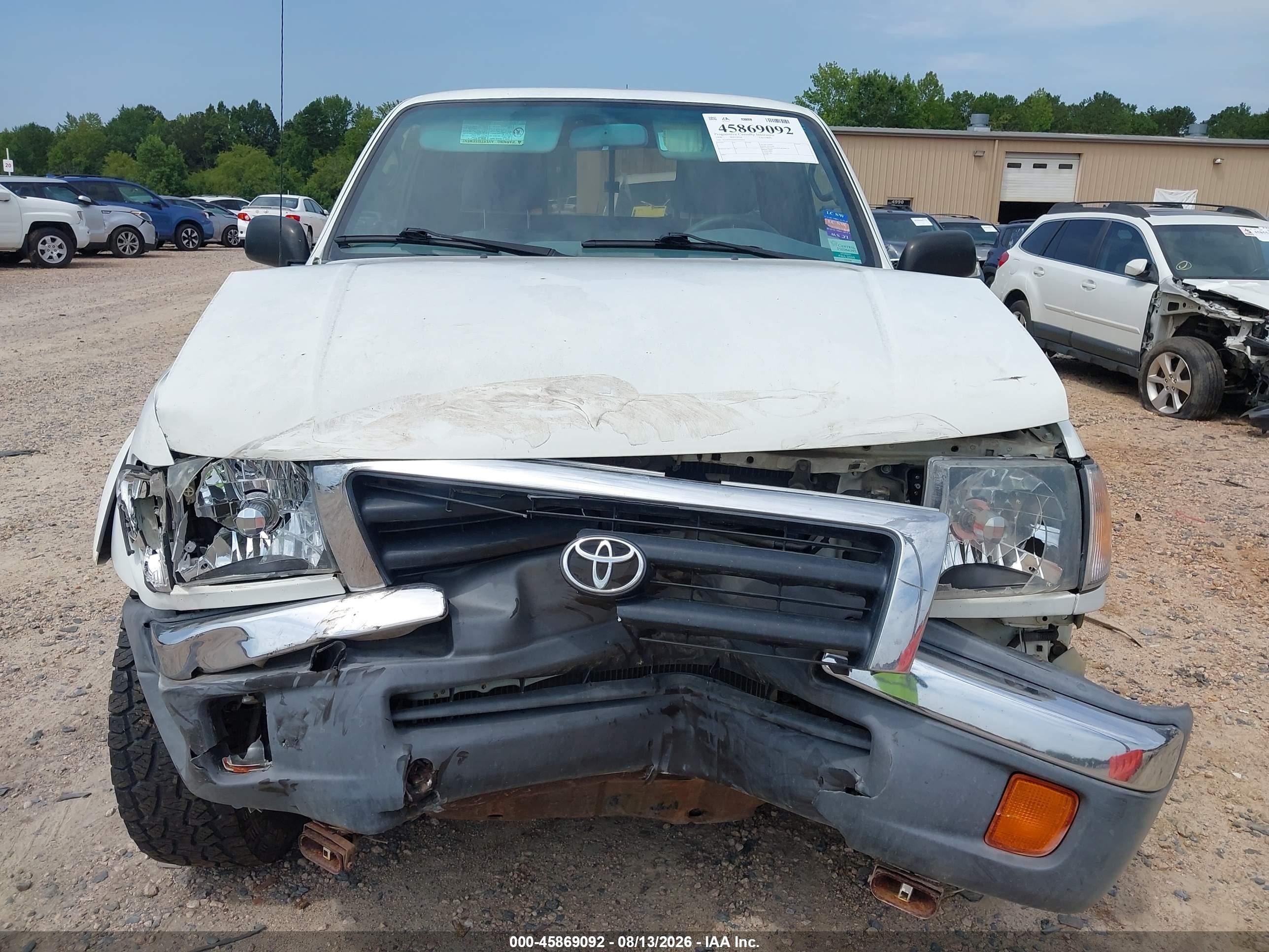 1998 Toyota Tacoma Base V6 White vin: 4TAWN72N9WZ056094